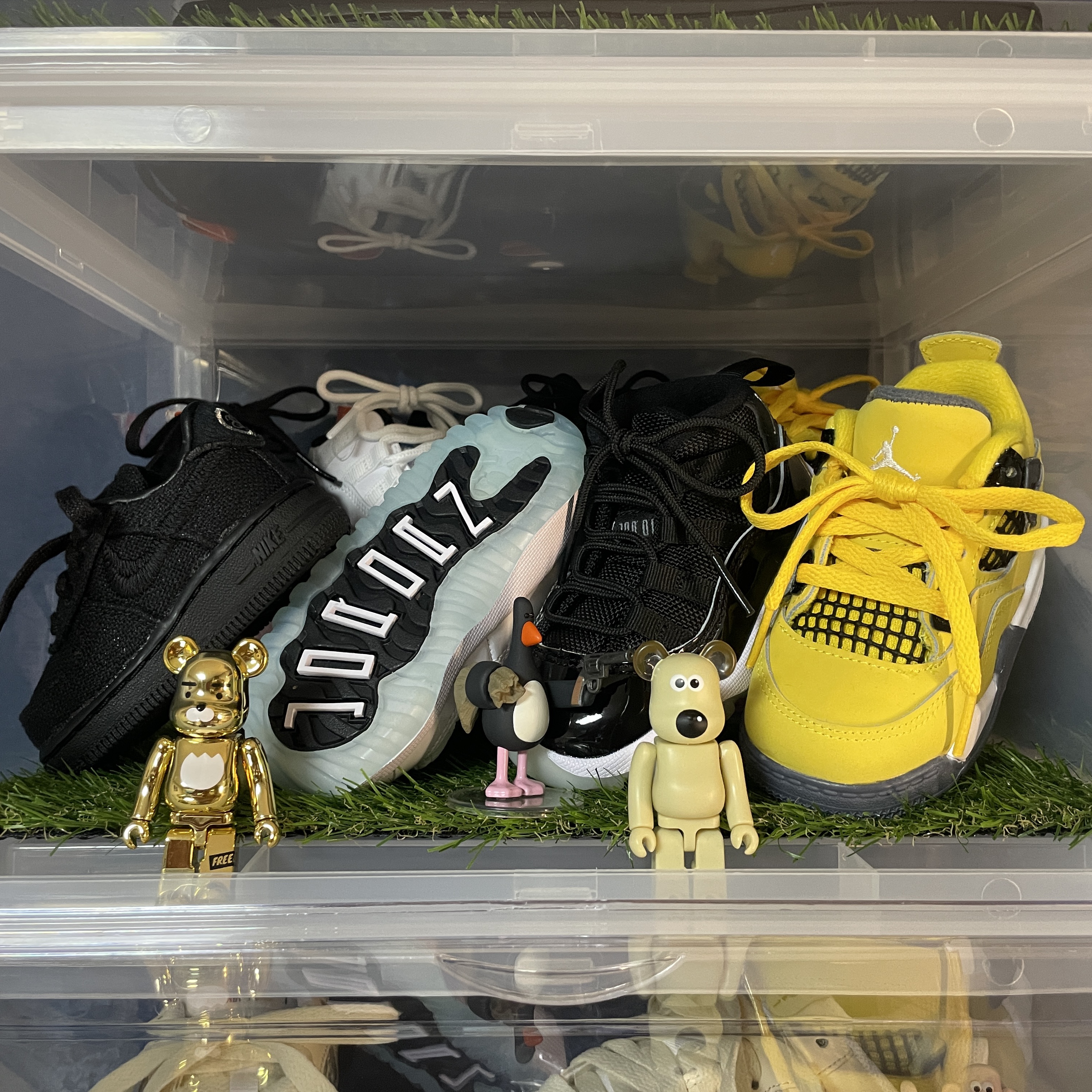 Bearbrick x Kakao Friends Ryan 100%, Bearbrick Wallace & Gromit Gromit 100% & 400% Set 착용 스타일 - 1