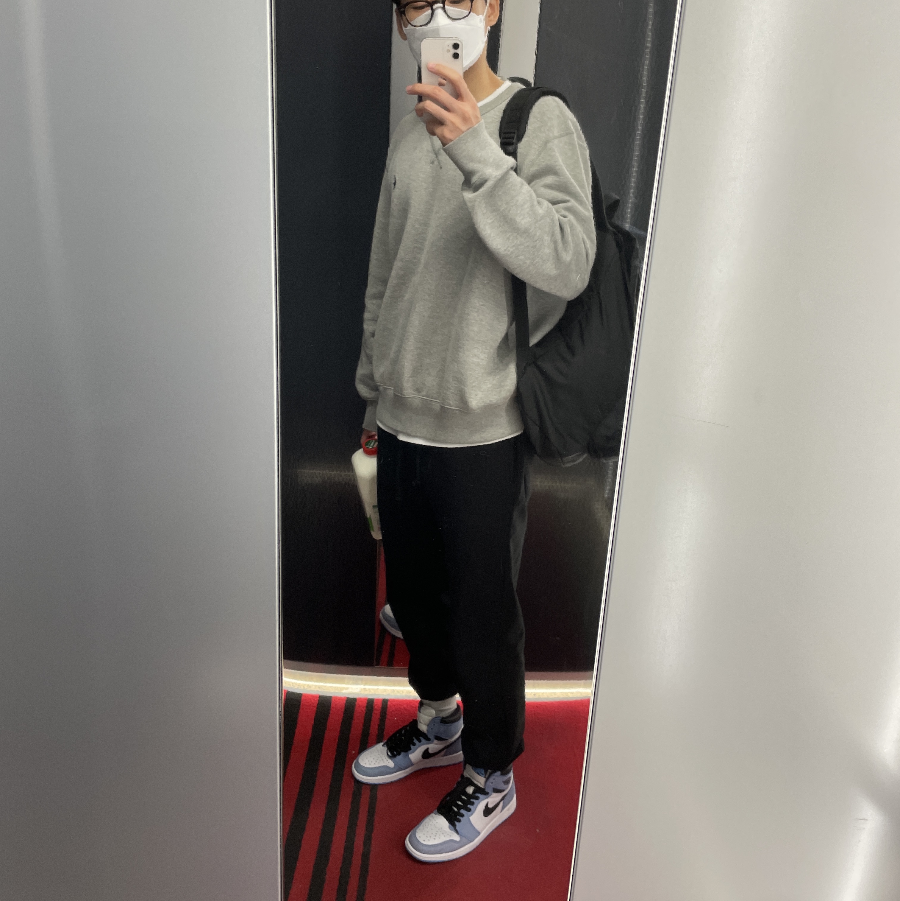 Jordan 1 Retro High OG University Blue 착용 스타일