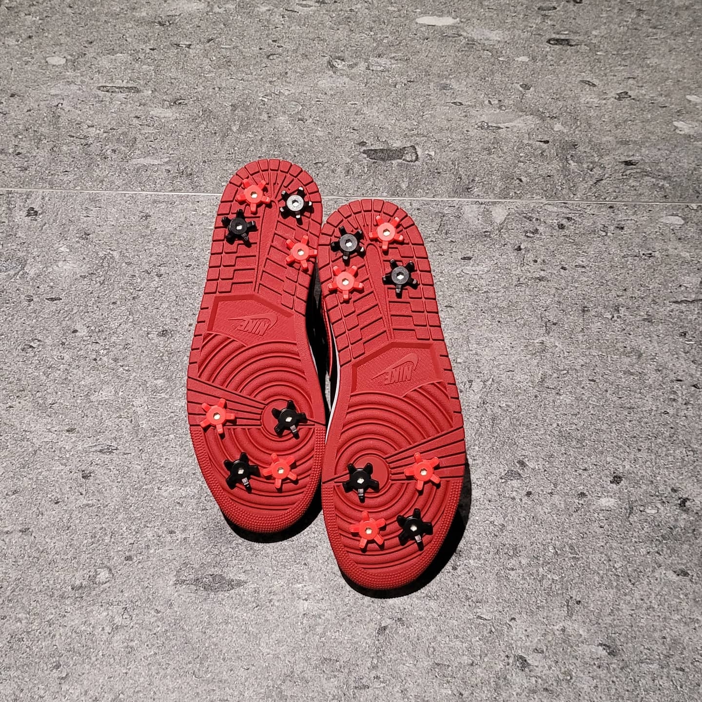 Jordan 1 Mid Bred Banned 2020 착용 스타일 - 3