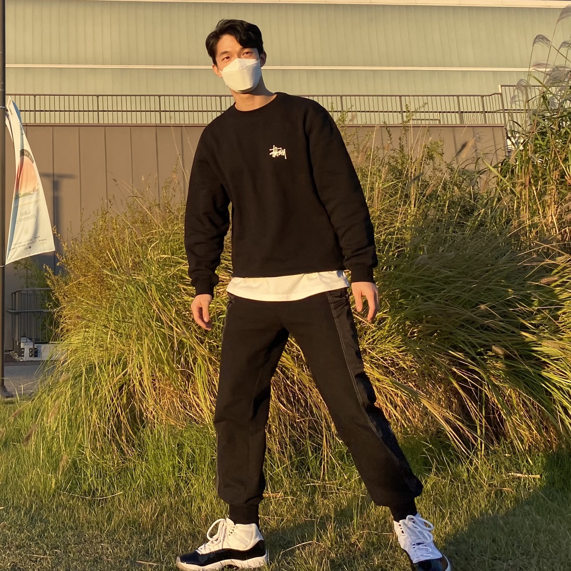 Jordan 11 Retro Concord 2018, Stussy Basic Stussy Crew Black 2021 착용 스타일