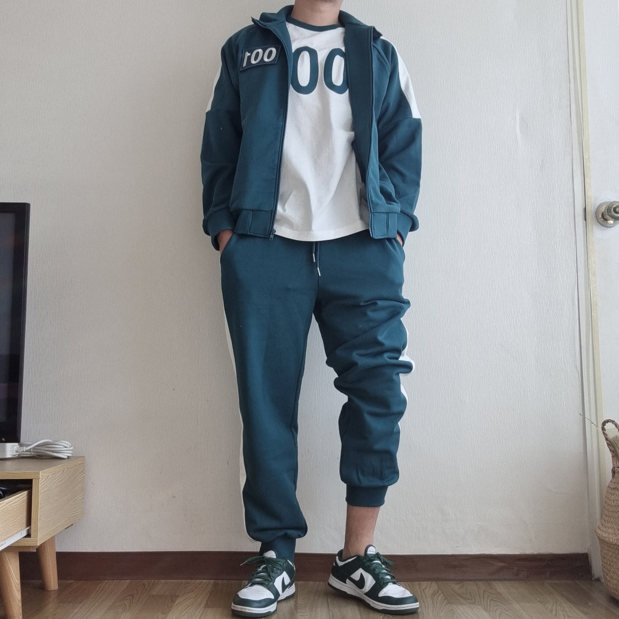 Nike Dunk Low Retro Varsity Green 착용 스타일