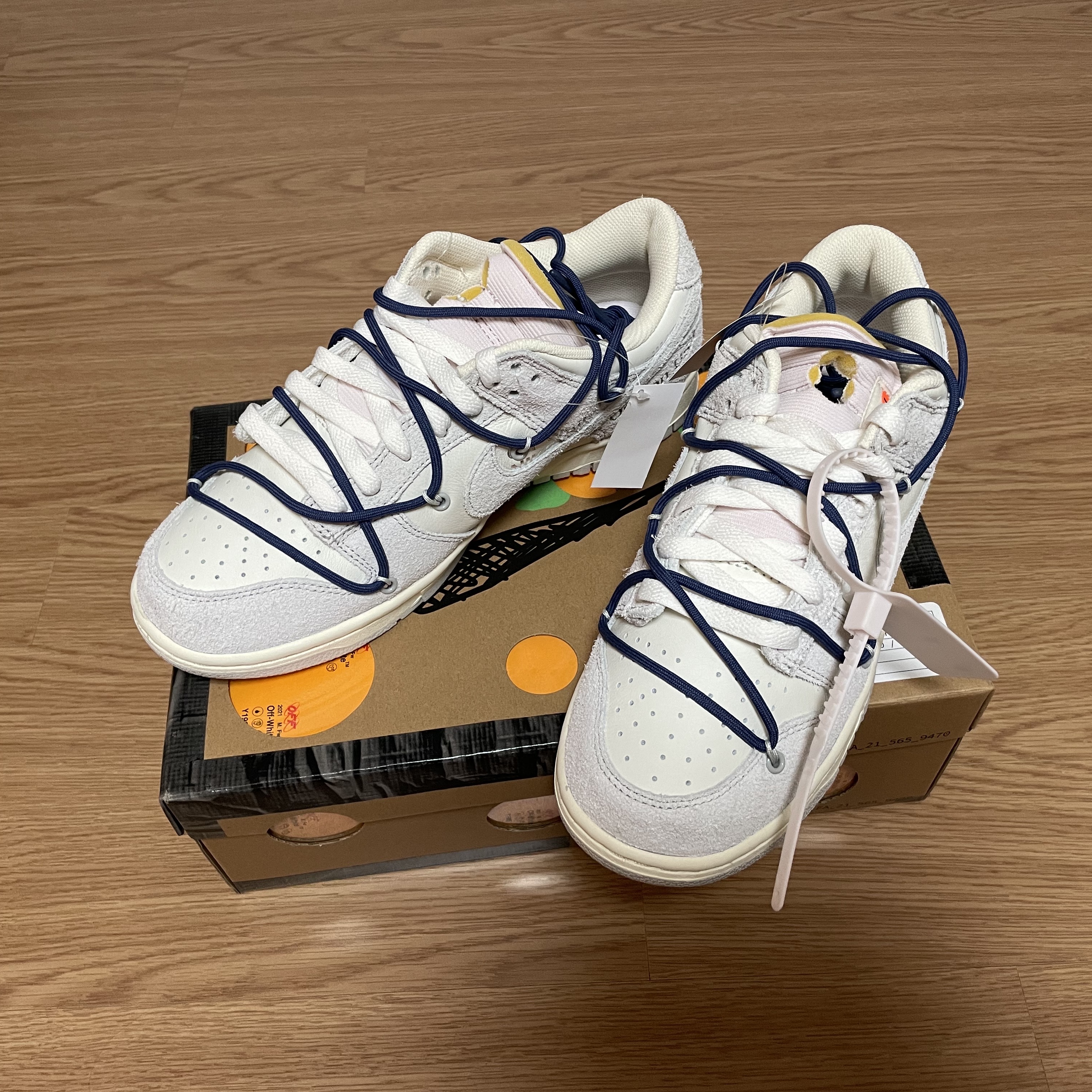 Nike x Off-White Dunk Low The 50 - Lot 18 착용 스타일 - 2