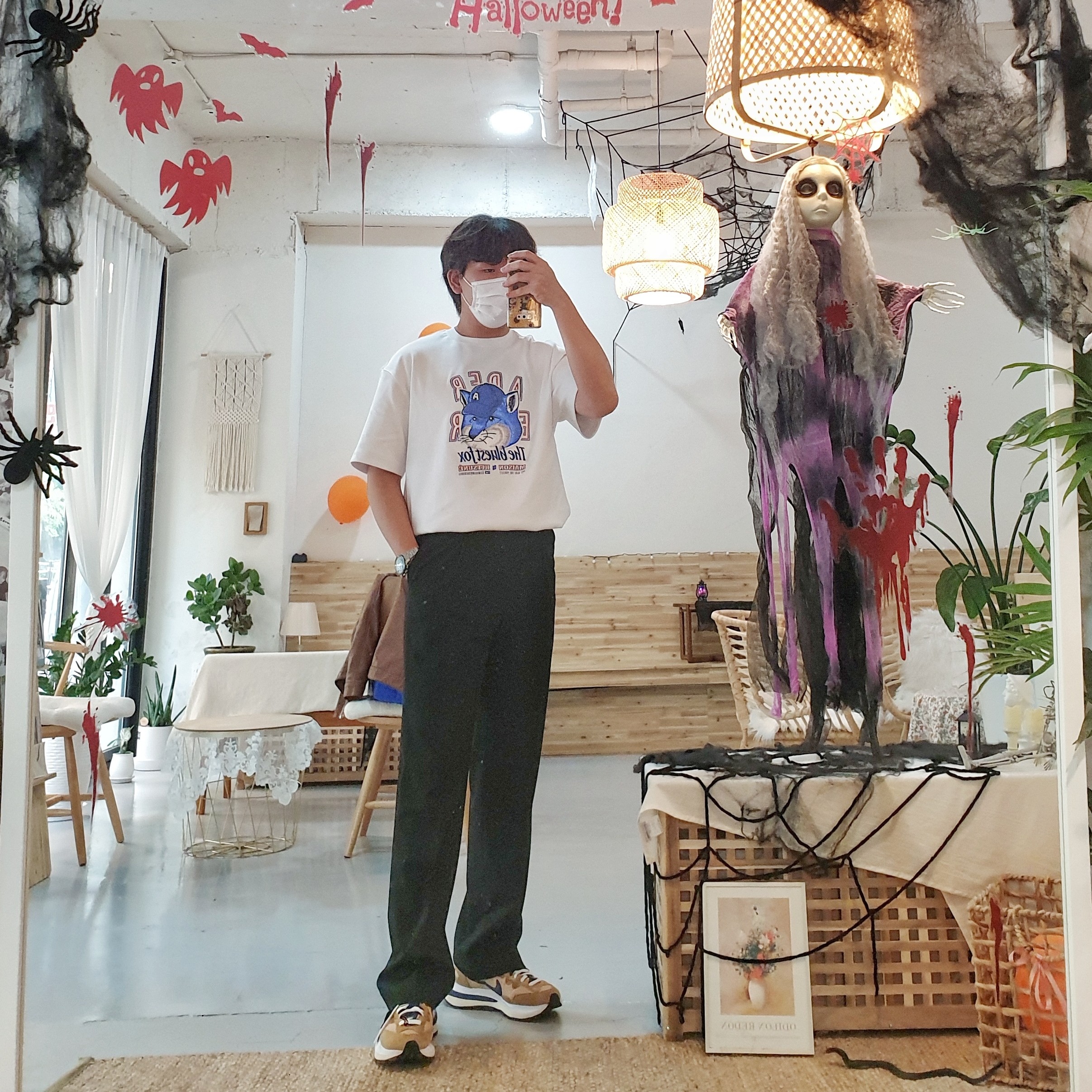 Nike x Sacai VaporWaffle Sesame and Blue Void 착용 스타일 - 3
