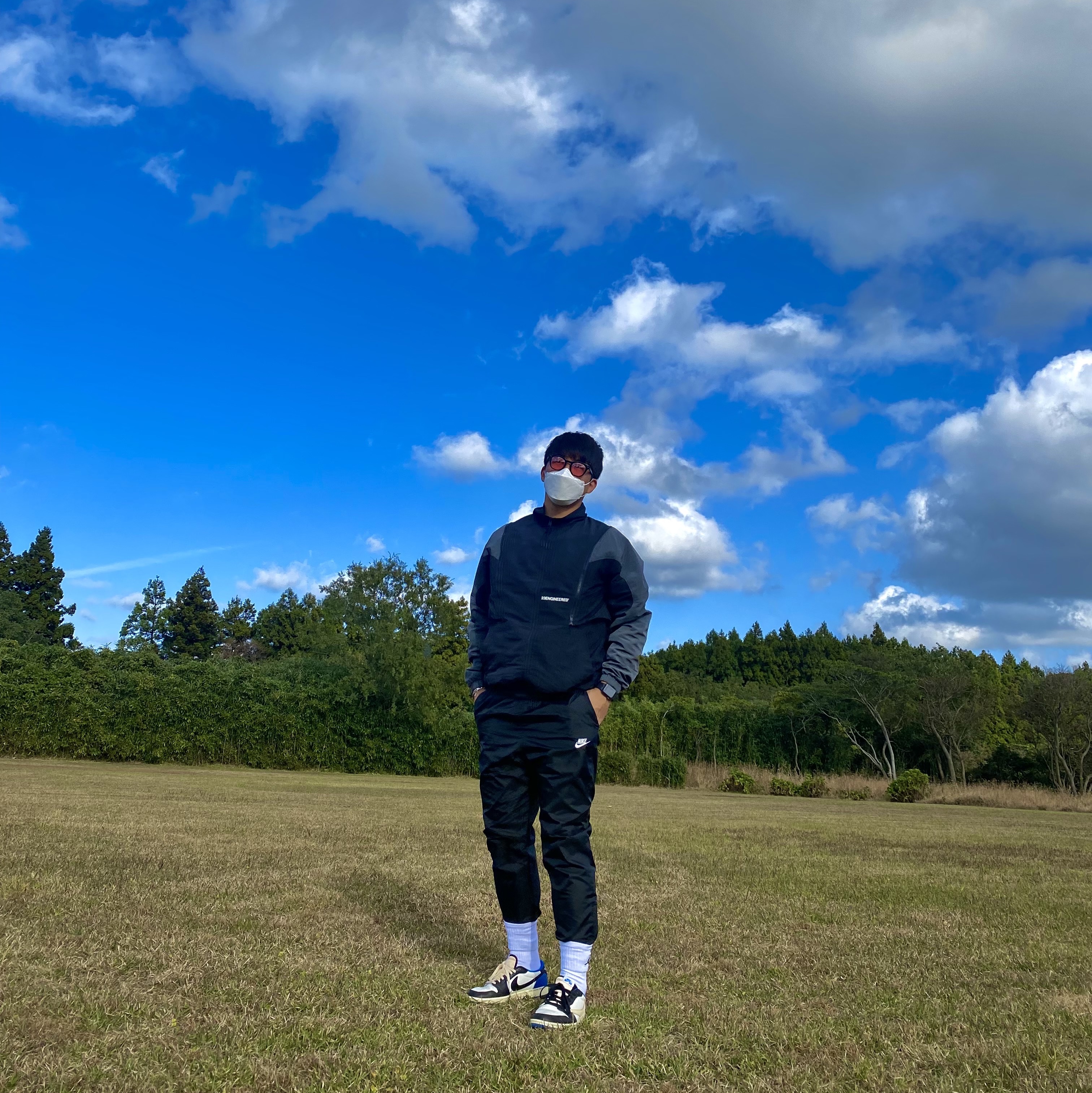 Jordan 1 x Travis Scott x Fragment Retro Low OG SP Military Blue 착용 스타일