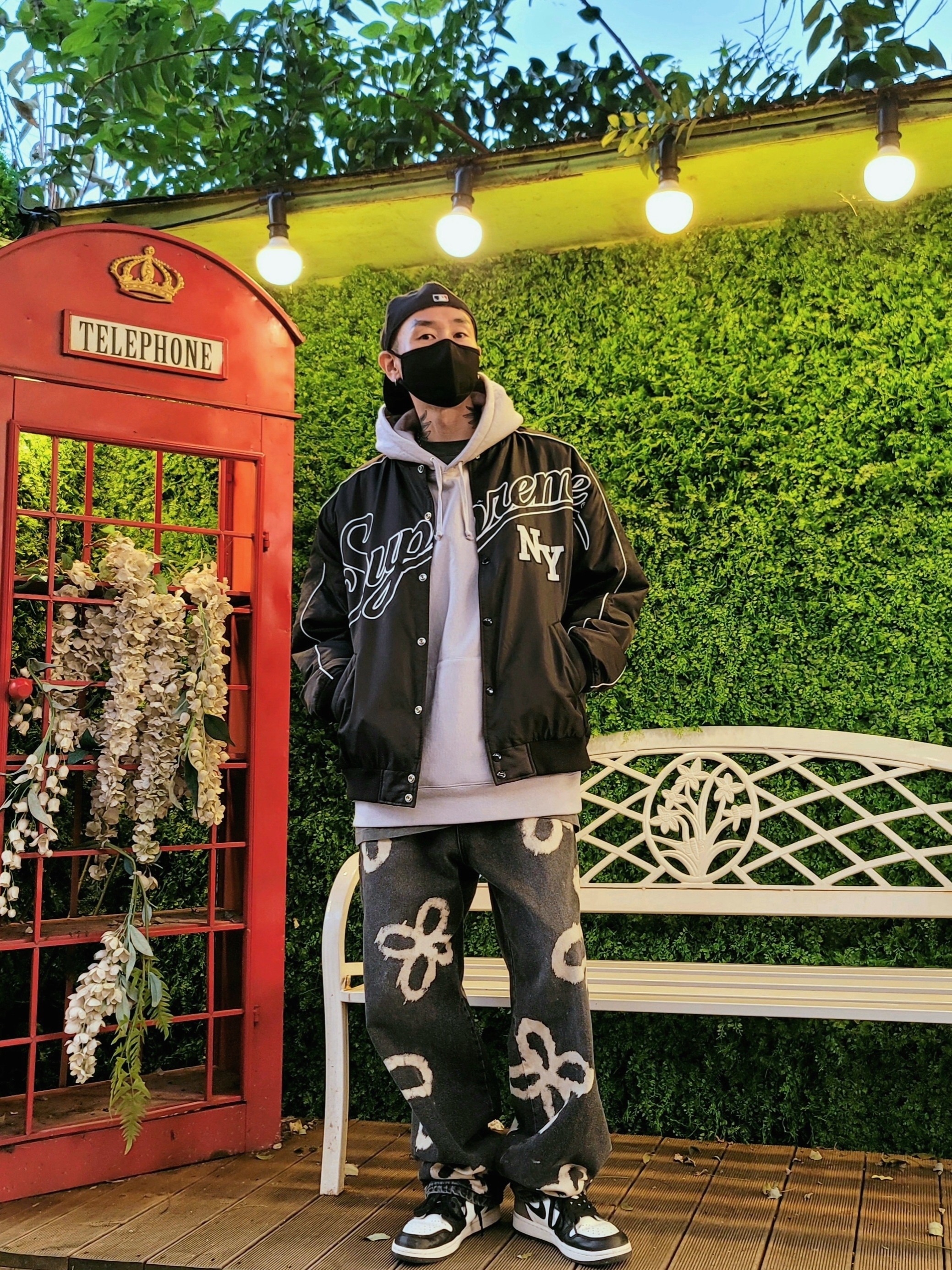 Supreme Small Box Hooded Sweatshirt Grey - 21SS, Jordan 1 Retro High OG Black Mocha 착용 스타일