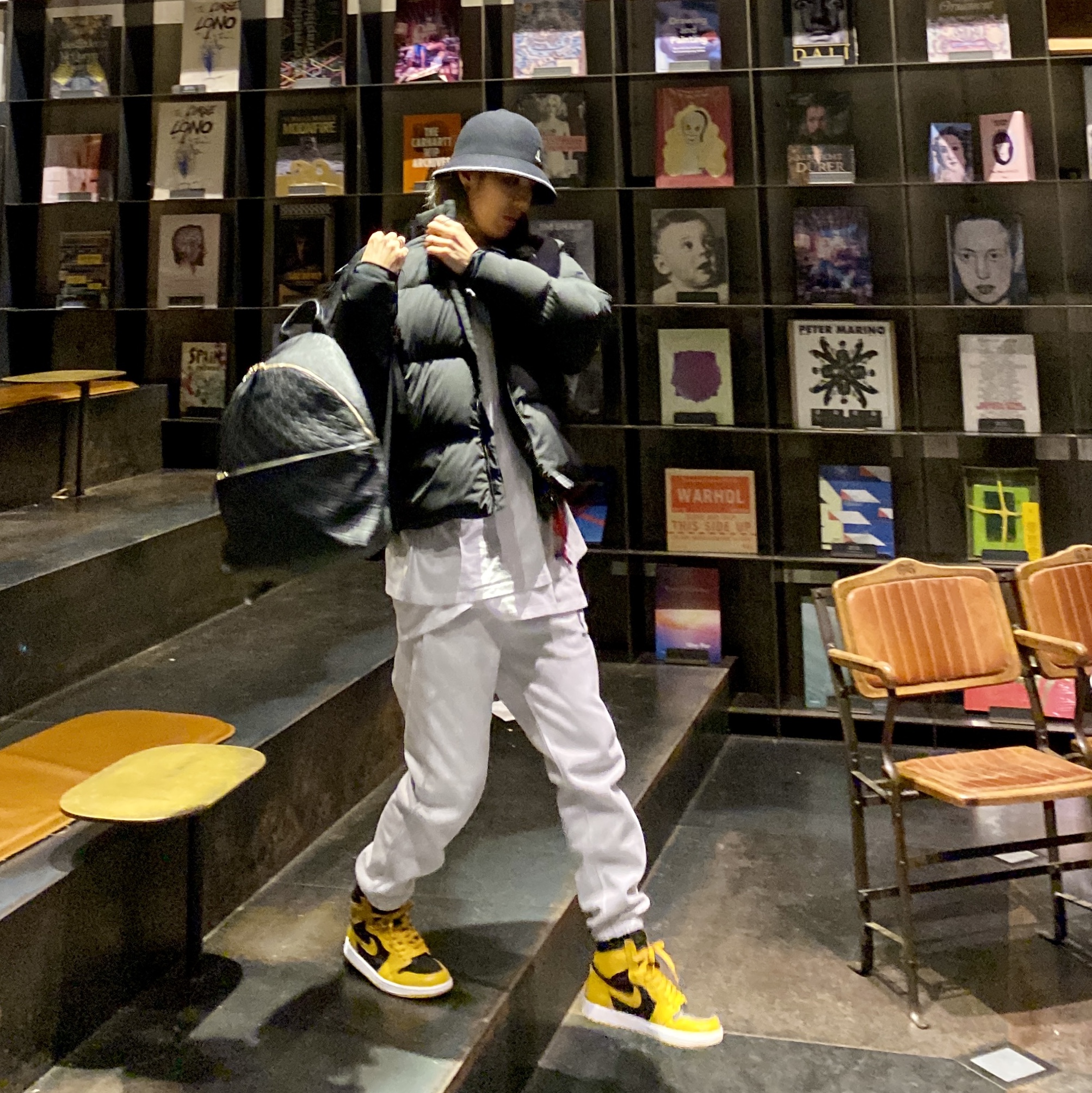 Jordan 1 Retro High OG Pollen, (GS) Jordan 1 Retro High OG Pollen 착용 스타일