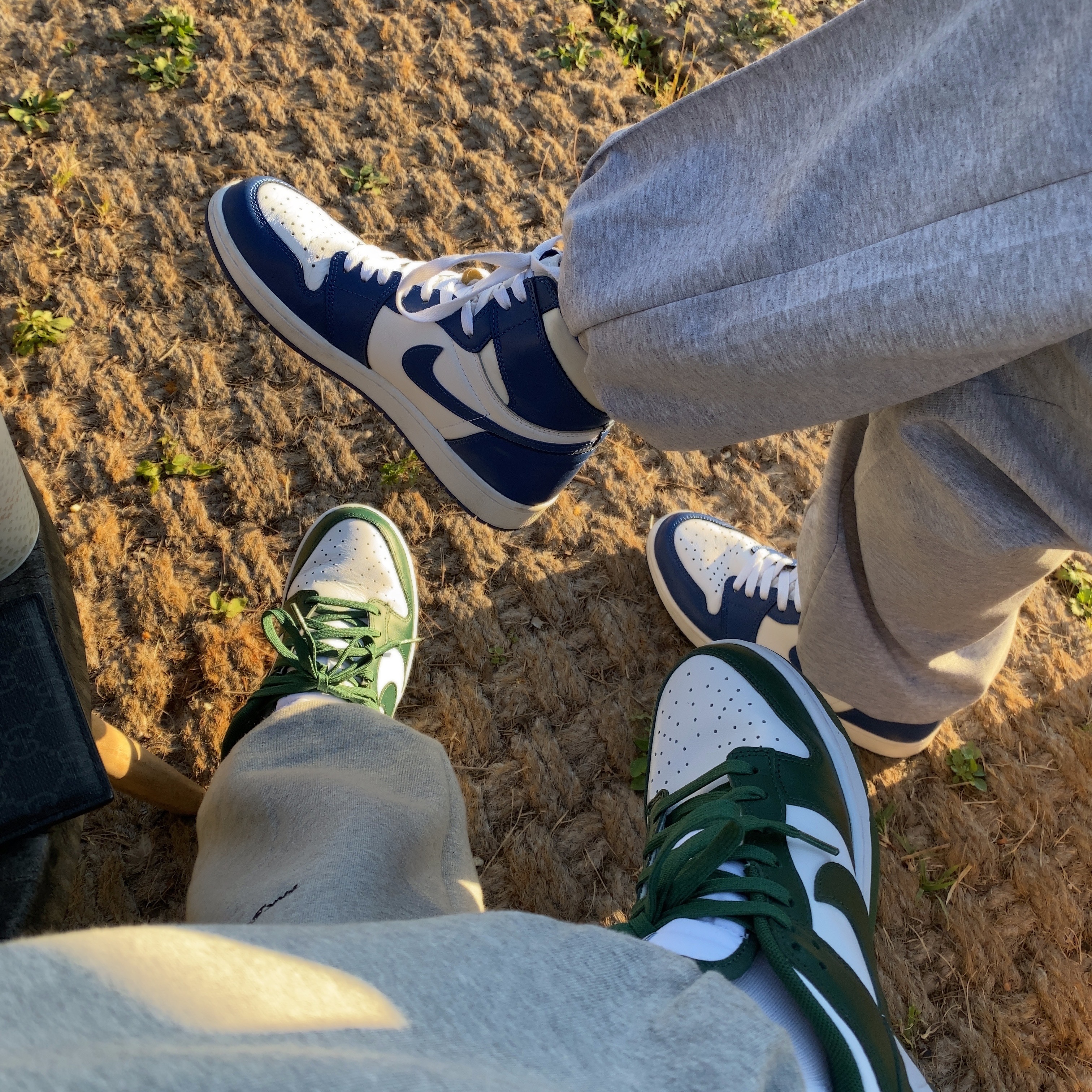 Jordan 1 Retro Storm Blue, Nike Dunk Low Retro Varsity Green 착용 스타일