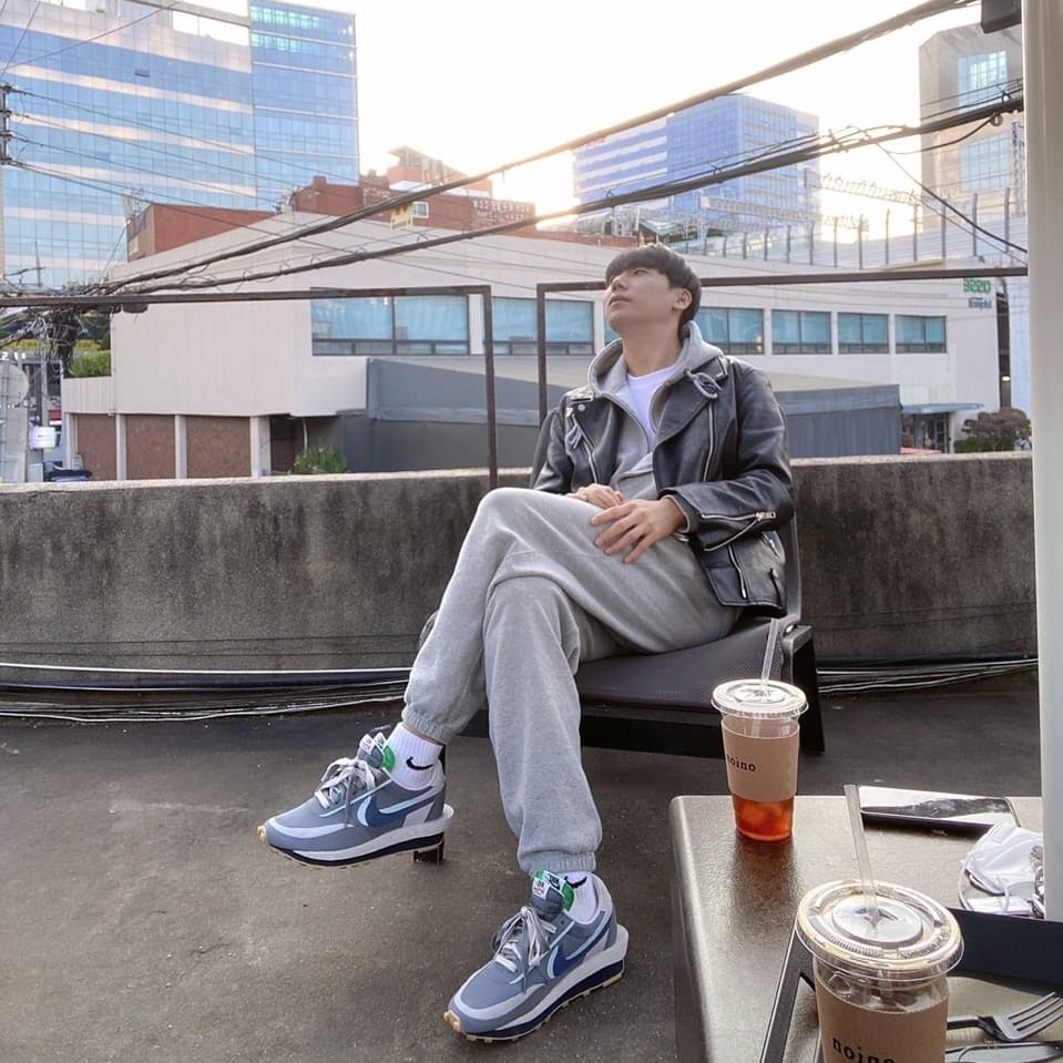 Nike x Sacai x Clot LDWaffle Cool Grey 착용 스타일