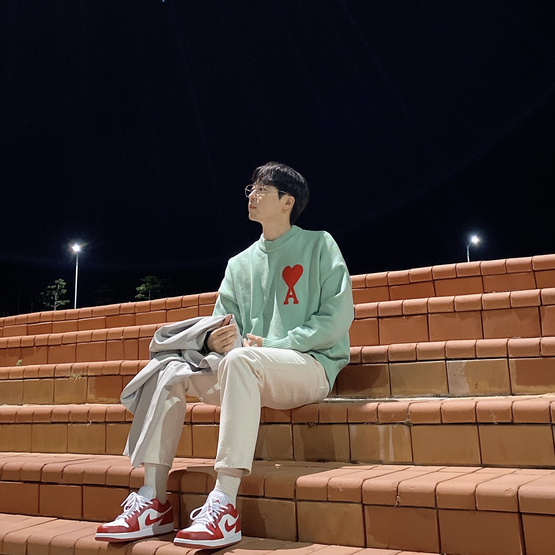 AMI de Coeur Oversize Sweater Green Aqua, Jordan 1 Low Gym Red White 착용 스타일