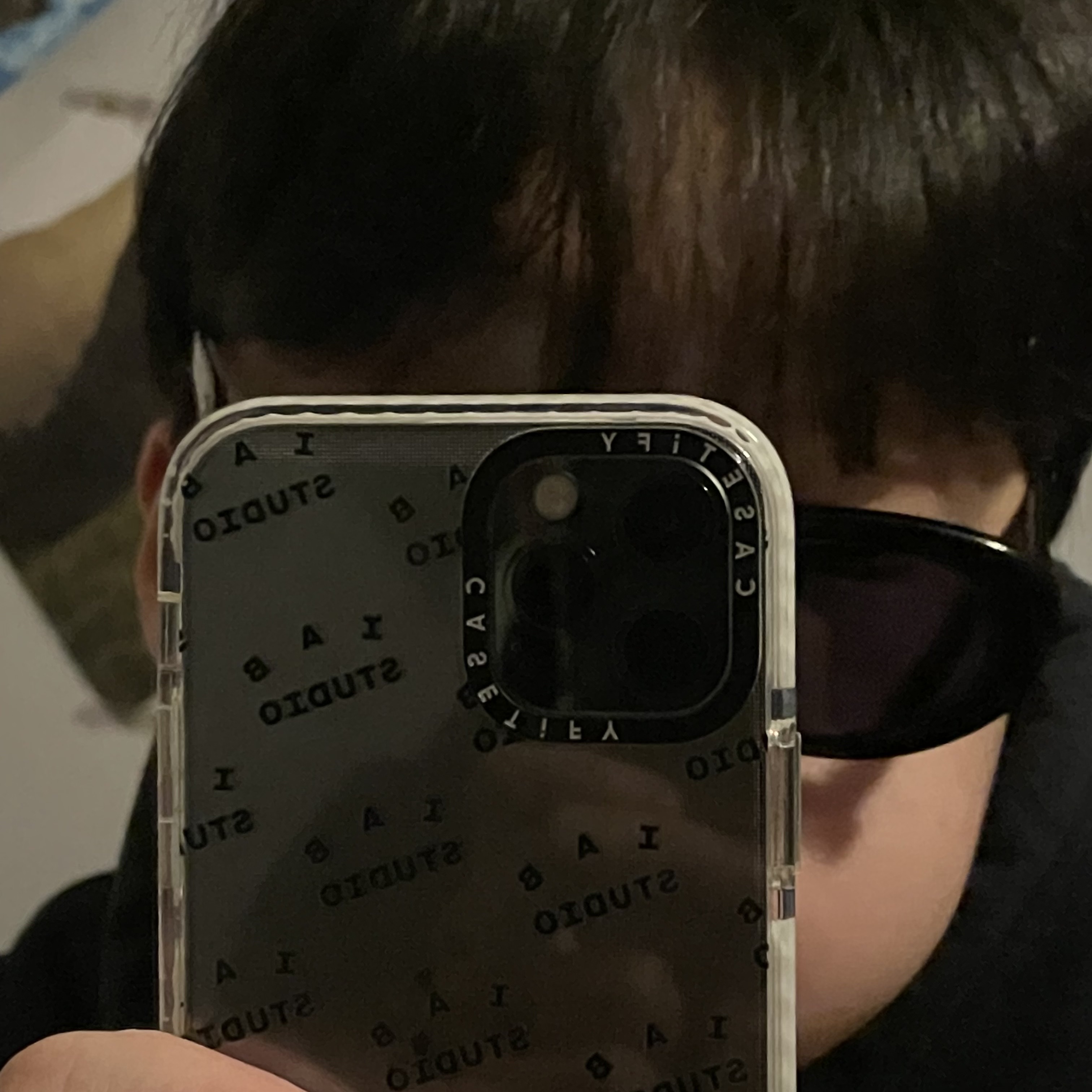 Casetify x IAB Studio iPhone Pattern Logo Case Clear 착용 스타일