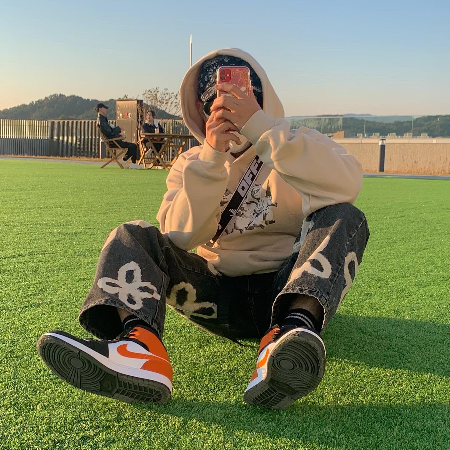 Supreme Bandana Camp Cap Black - 21SS, Off-White x Amore Pacific Protection Box (Without Cosmetics) 착용 스타일 - 2