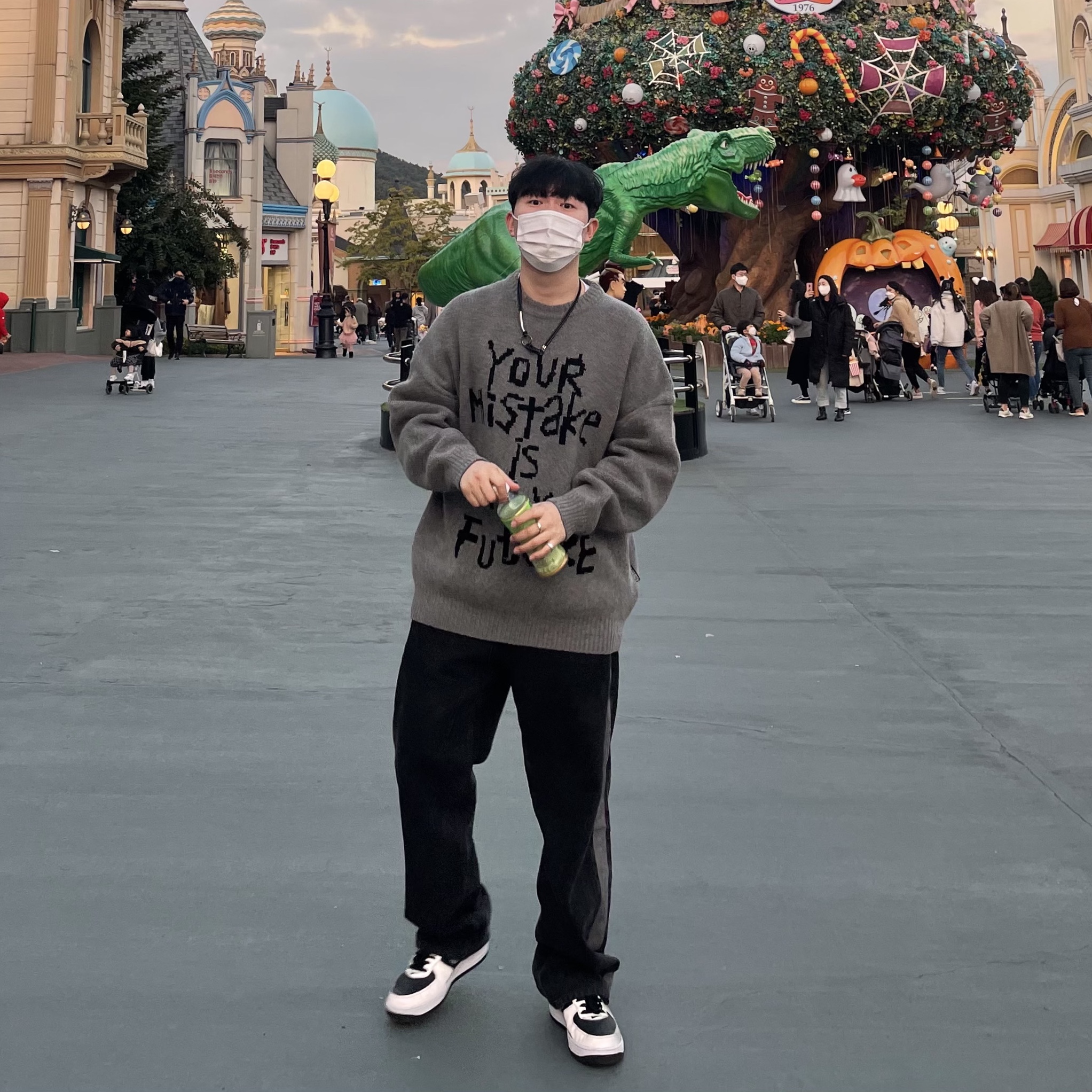 Nike Air Force 1 B Silver Snake 착용 스타일
