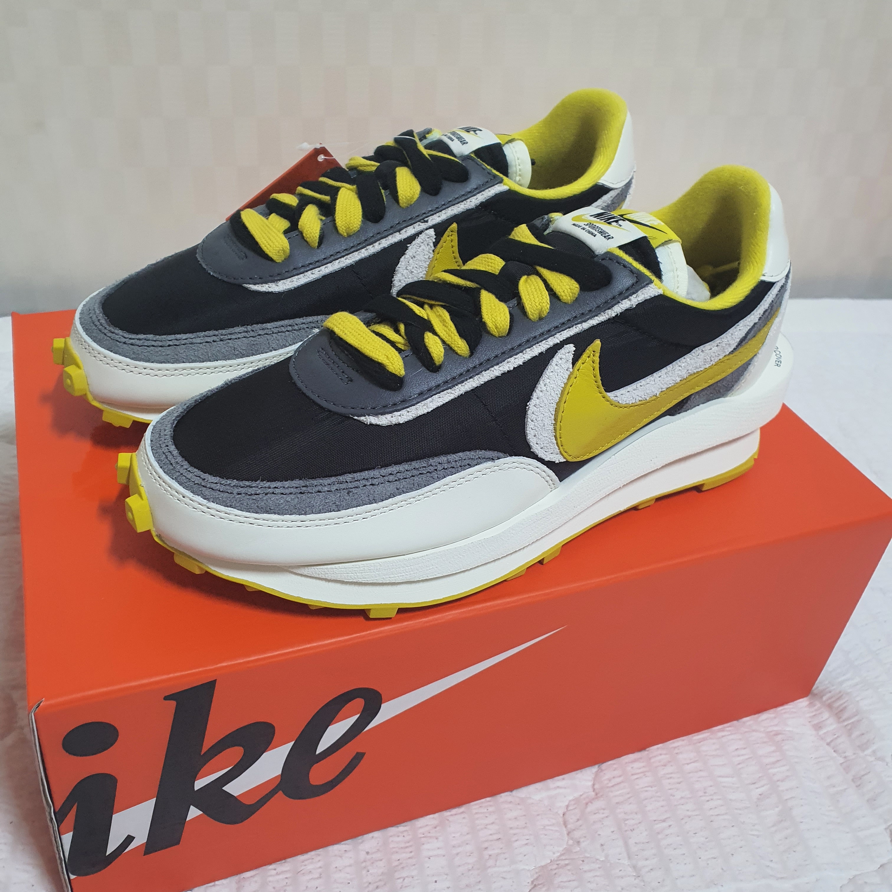 Nike x Sacai x Undercover LDWaffle Black Bright Citron 착용 스타일