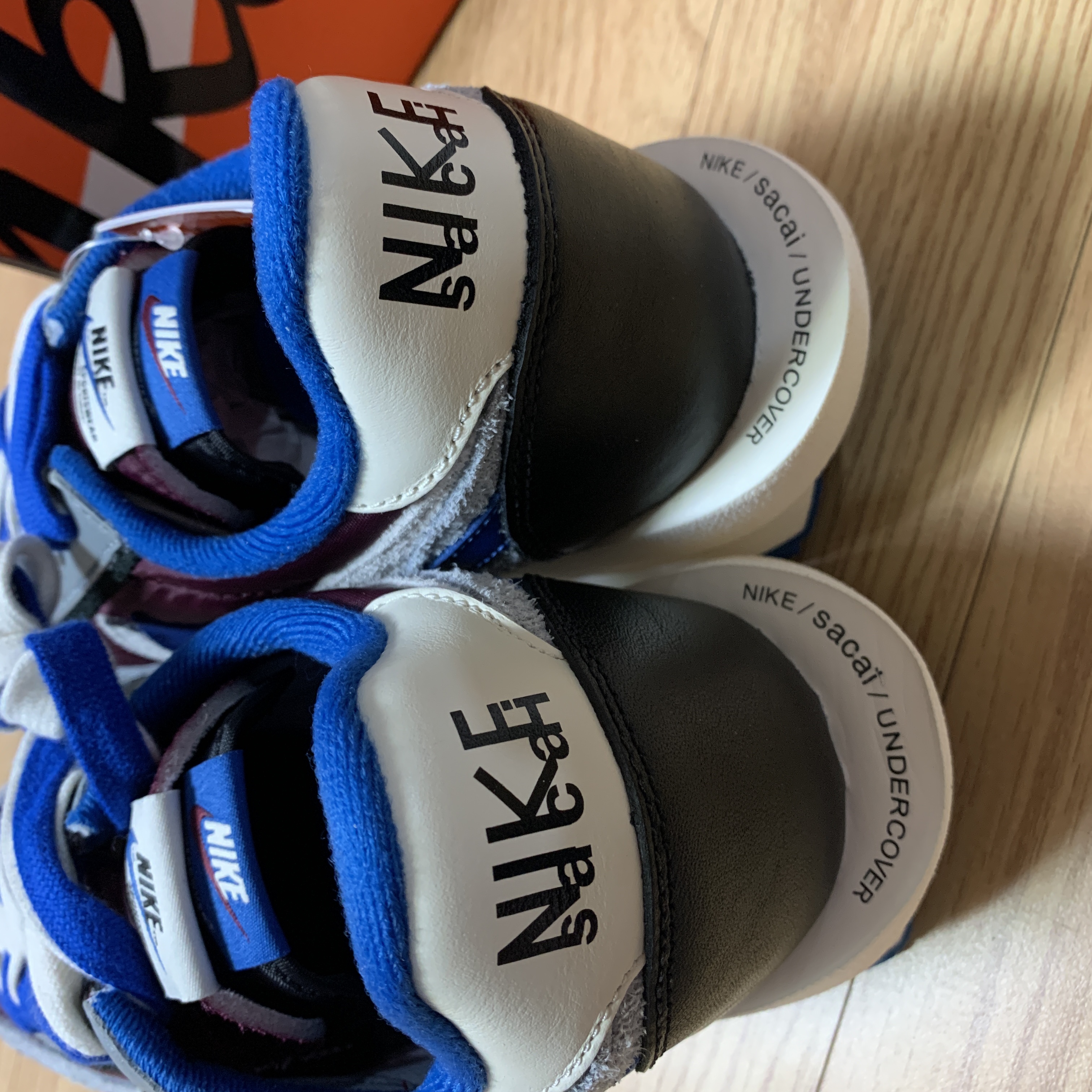 Nike x Sacai x Undercover LDWaffle Night Maroon Team Royal 착용 스타일 - 4