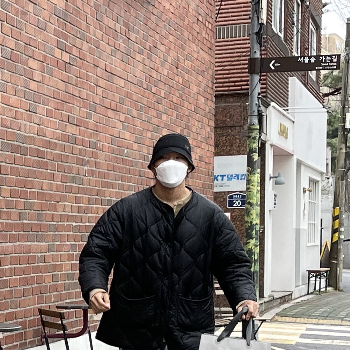 Palace x Arc'teryx Sinsolo Hat Black - 20FW 착용 스타일