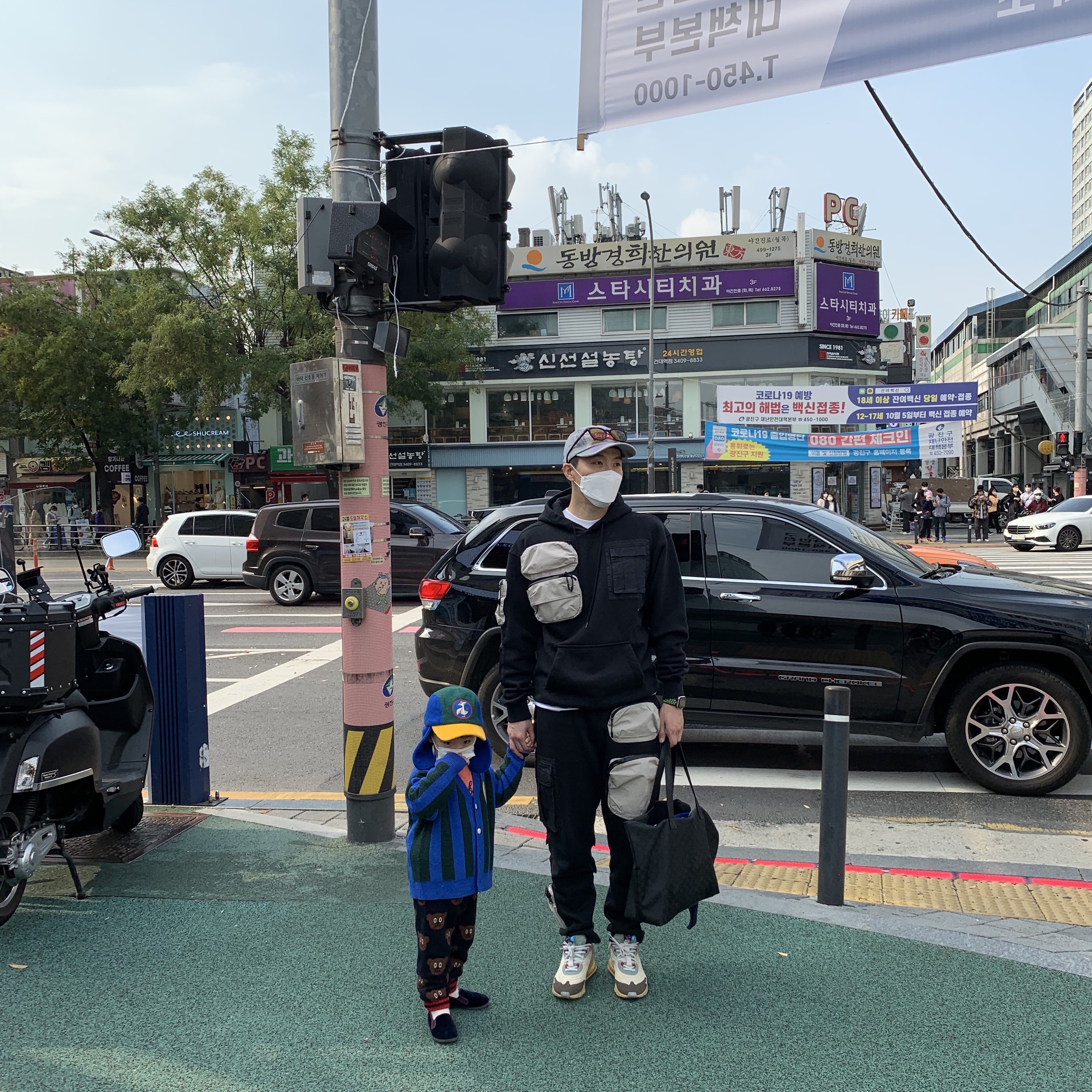 Nike x Travis Scott NRG AG Utility Hoodie Black, Nike x Travis Scott NRG AG Utility Sweatpants Black 착용 스타일 - 1