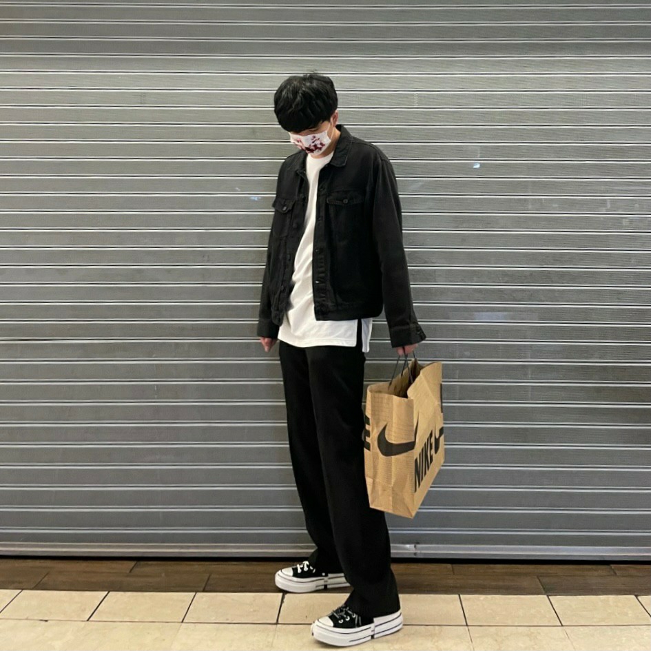 Converse x Feng Chen Wang Chuck 70 2-in-1 Natural Ivory Black 착용 스타일 - 3