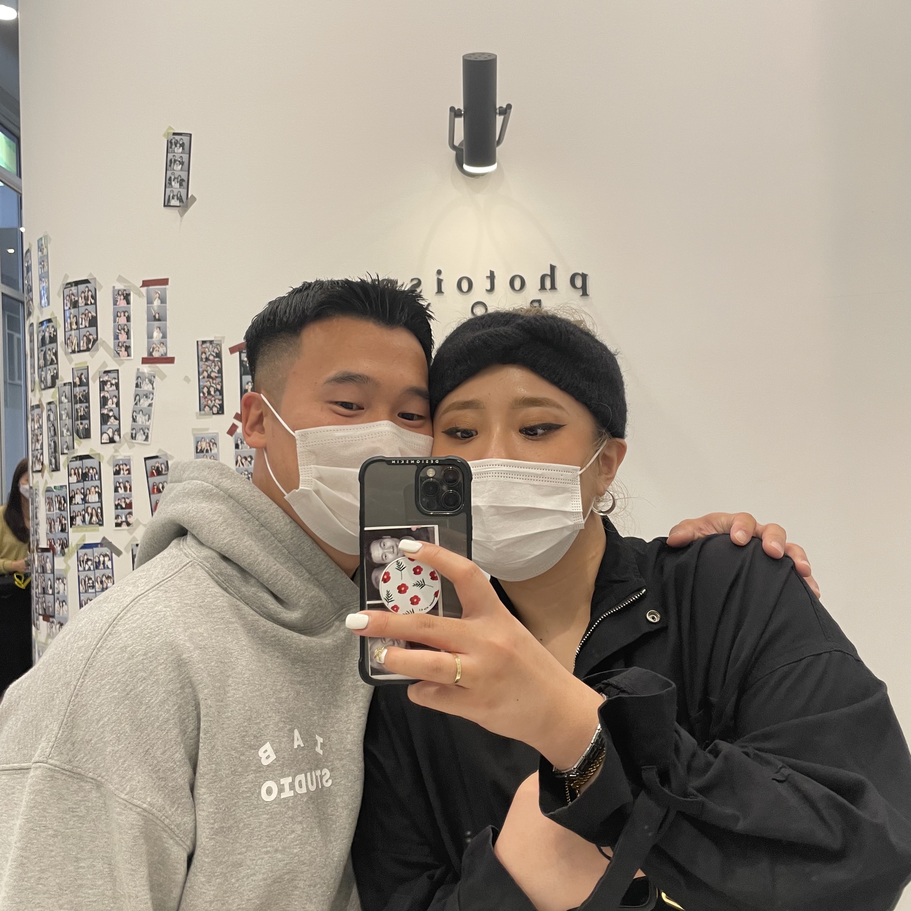 IAB Studio Hoodie Gray - 21SS 착용 스타일