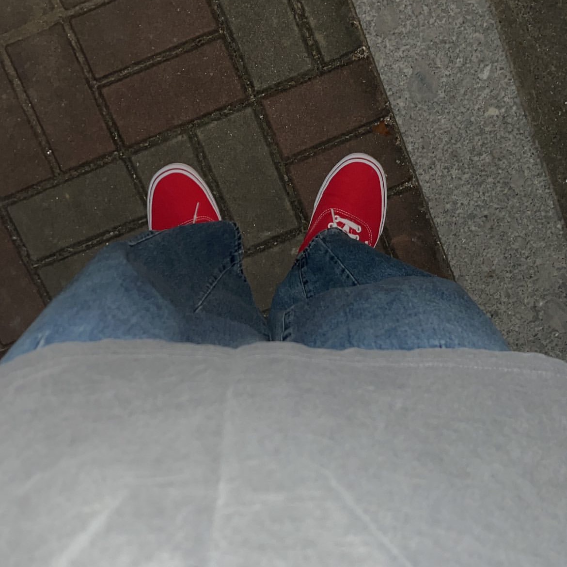 Vans Authentic Red 착용 스타일 - 2
