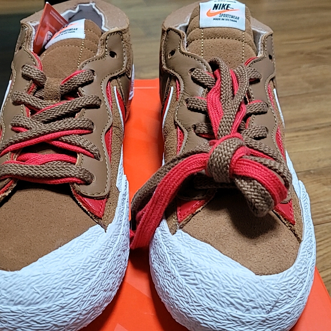 Nike x Sacai Blazer Low British Tan 착용 스타일 - 1