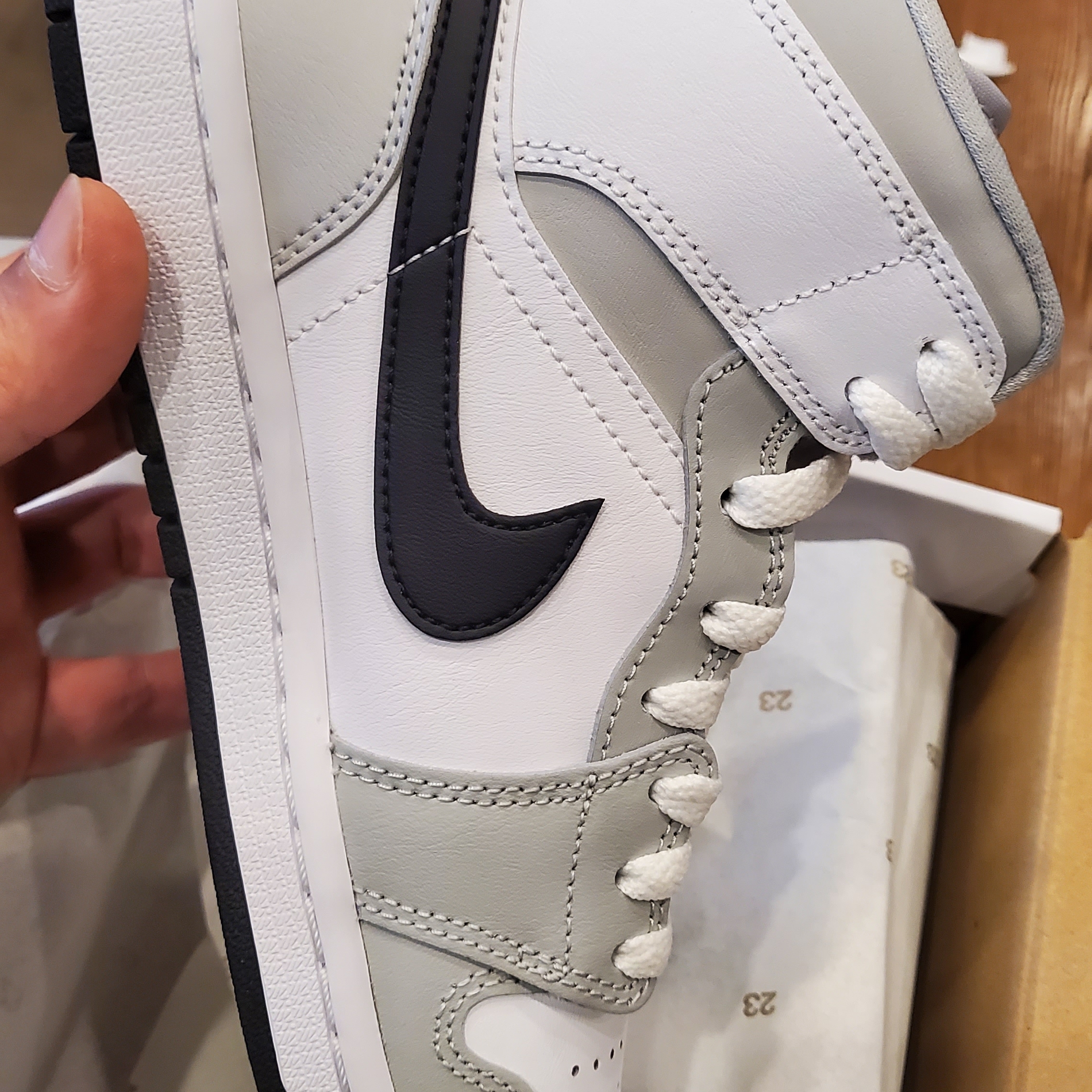 (W) Jordan 1 Mid Grey Fog 착용 스타일