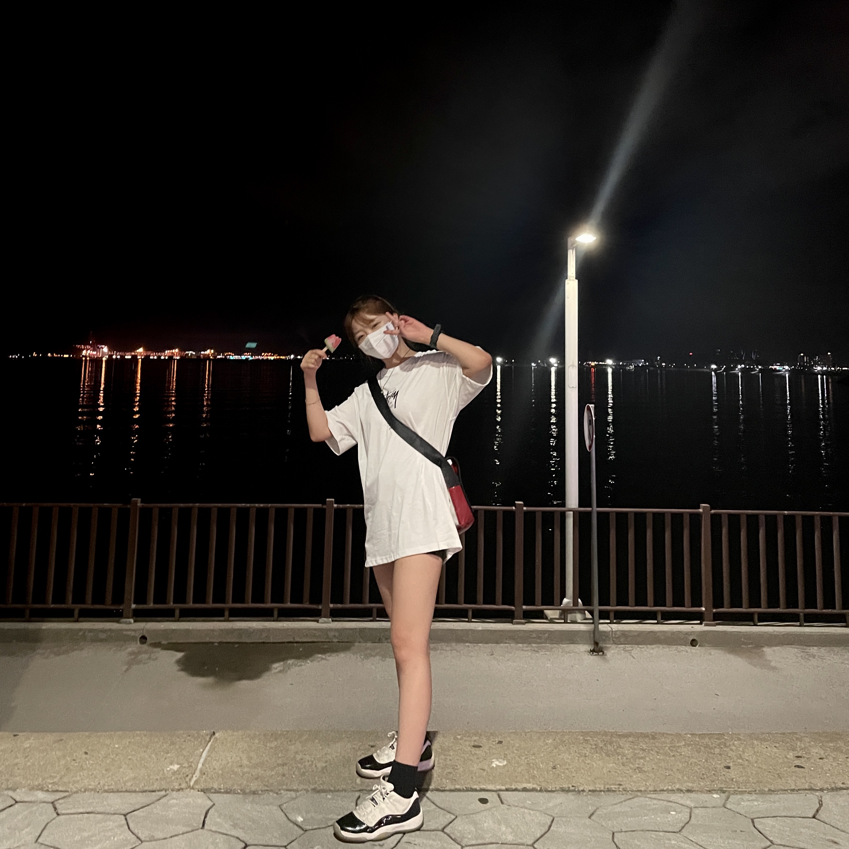 Jordan 11 Retro Low Concord, Nike x Stussy WT T-Shirt White - Asia 착용 스타일 - 2