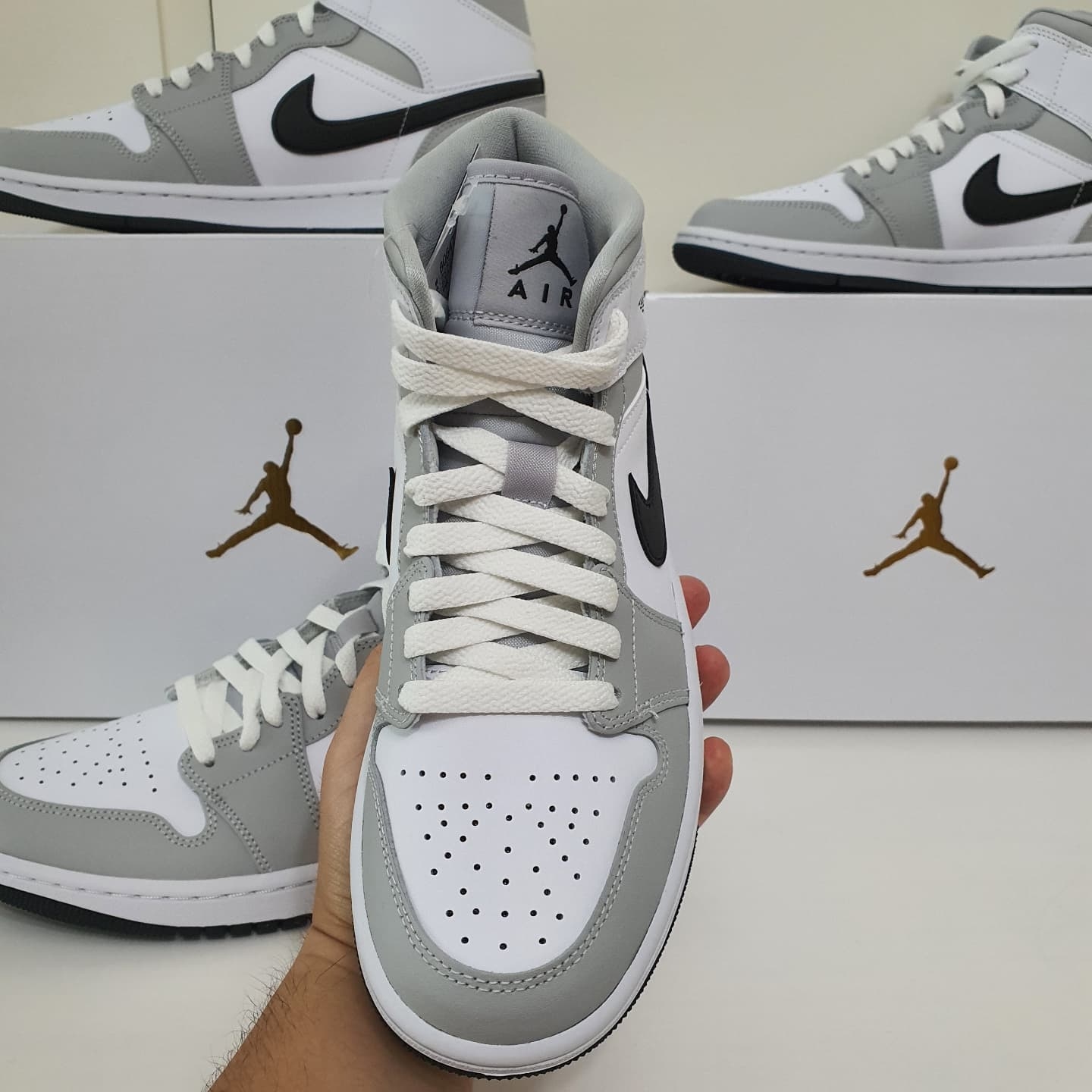 (W) Jordan 1 Mid Grey Fog 착용 스타일 - 3