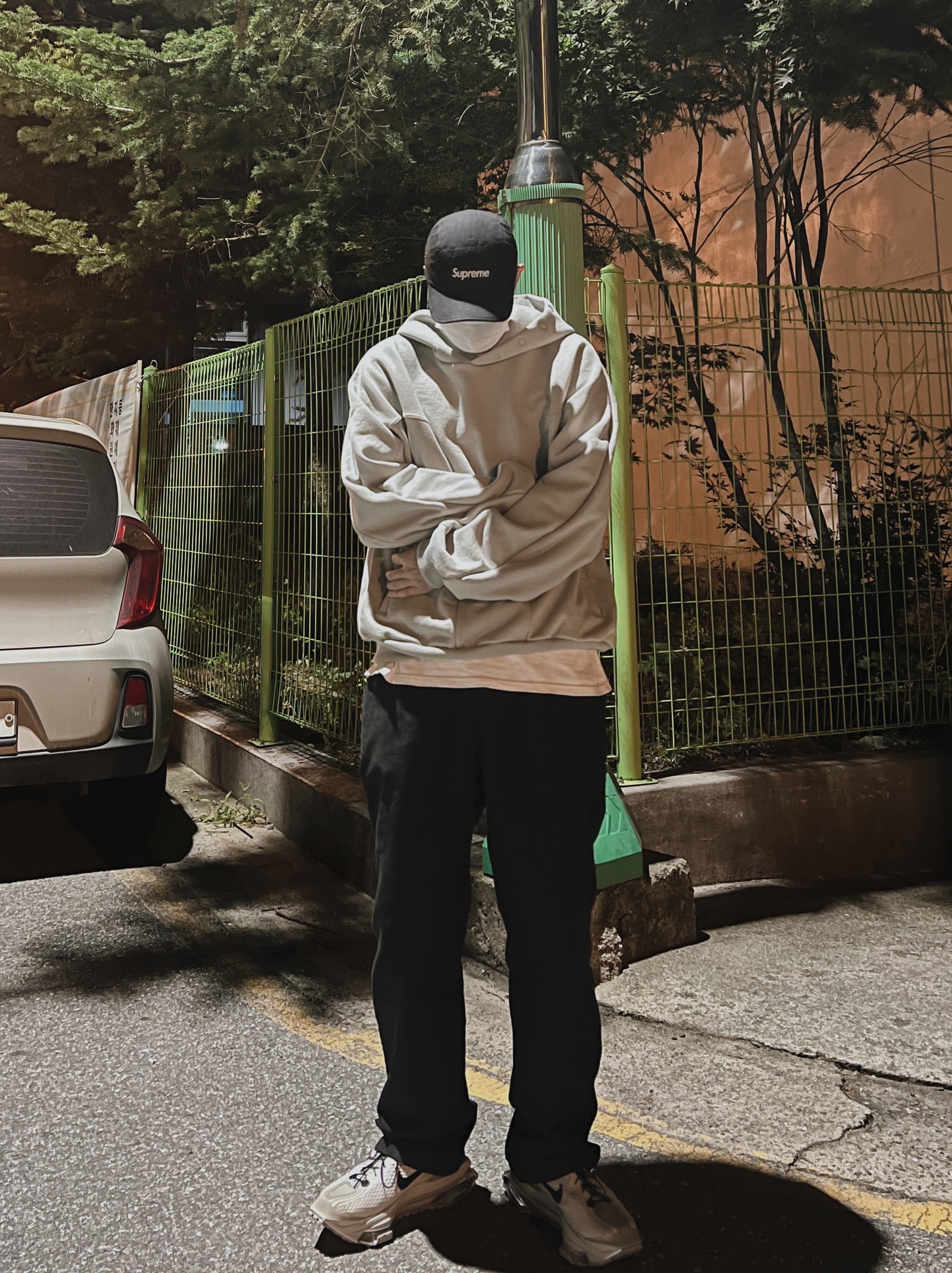 Nike x Matthew M Williams Zoom 004 Stone, Supreme Waxed Cotton Camp Cap Black - 21FW 착용 스타일