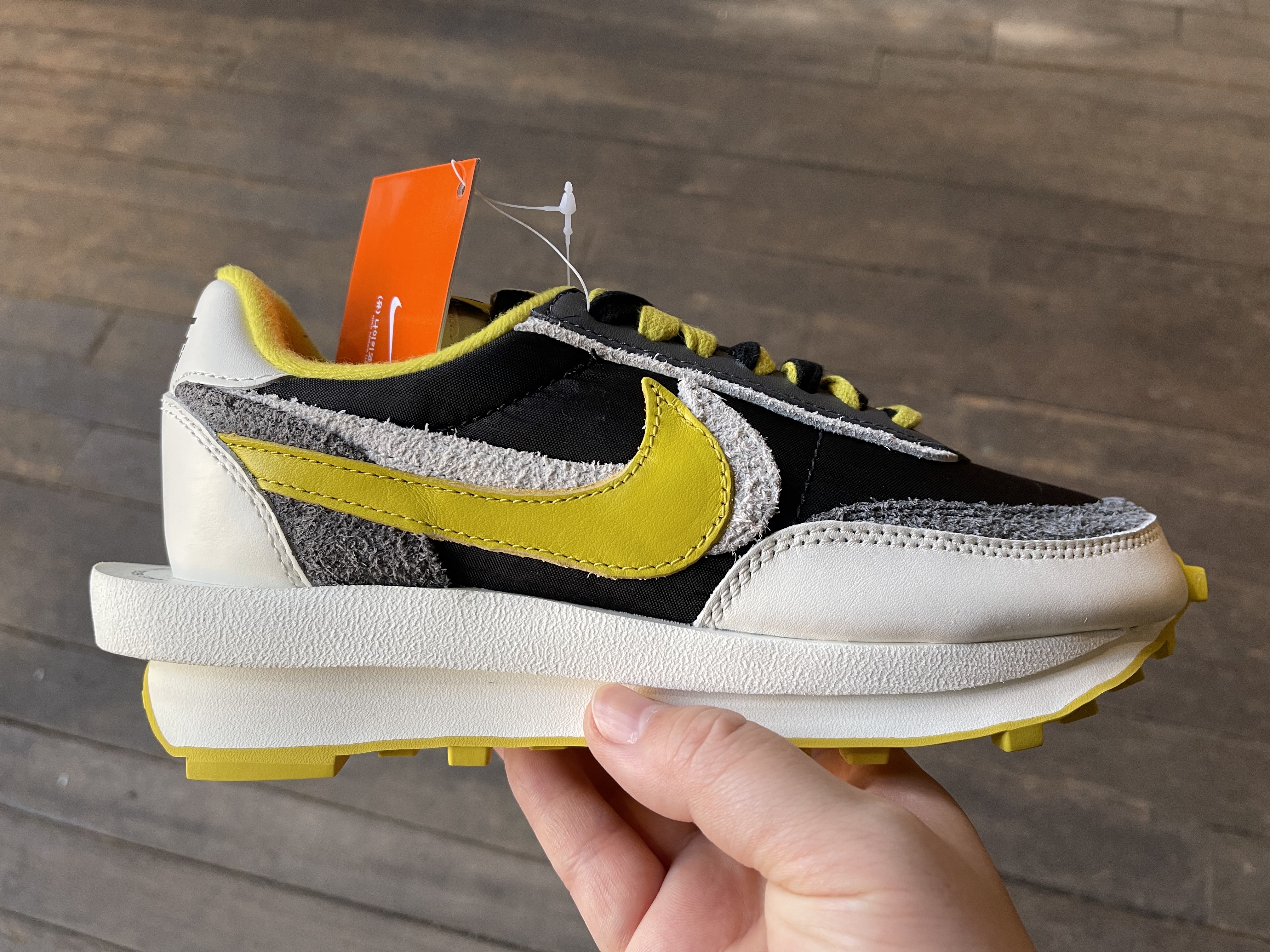 Nike x Sacai x Undercover LDWaffle Black Bright Citron 착용 스타일
