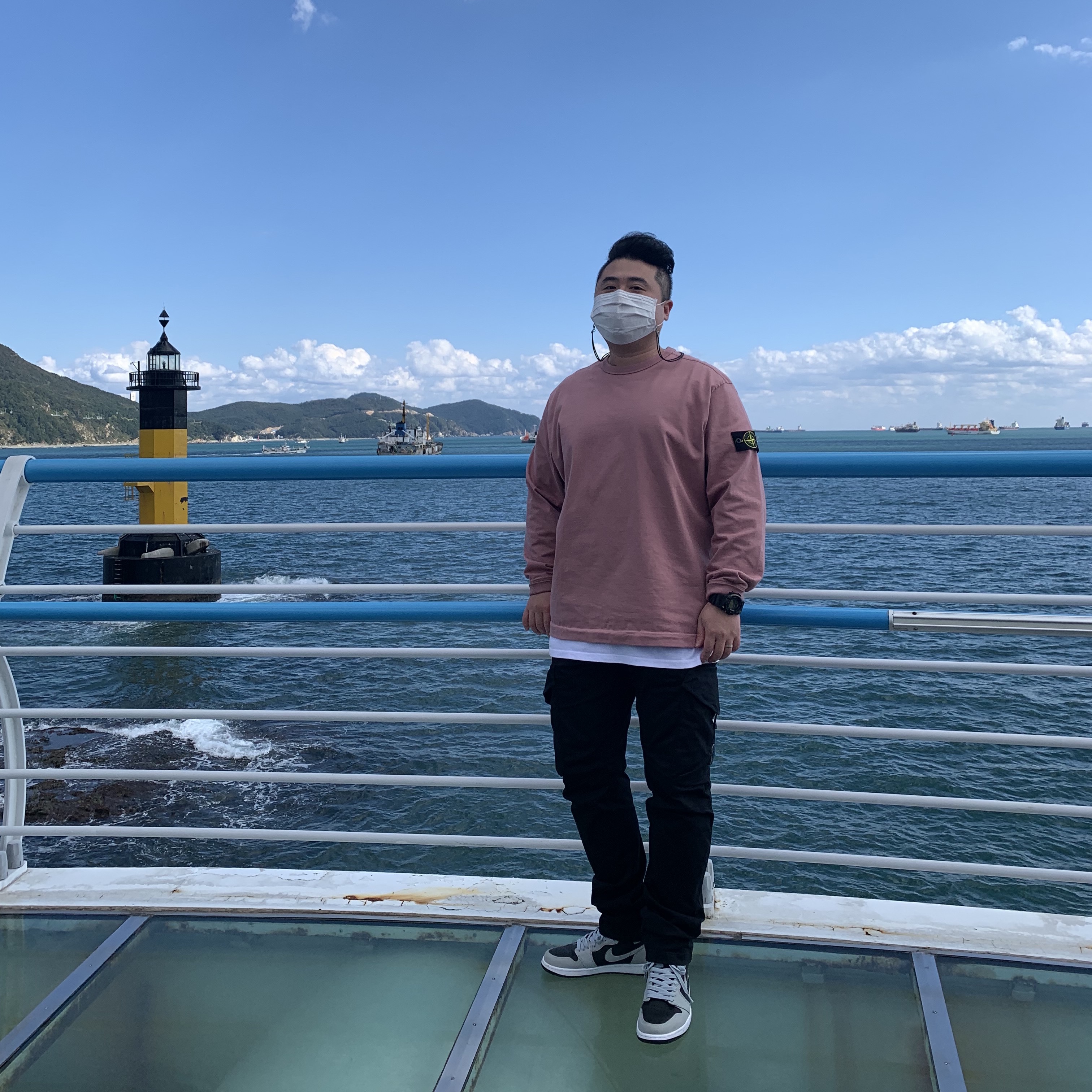 Stone Island 63020 Crewneck Sweatshirt Violet - 20FW, Jordan 1 Retro High OG Shadow 2.0 착용 스타일