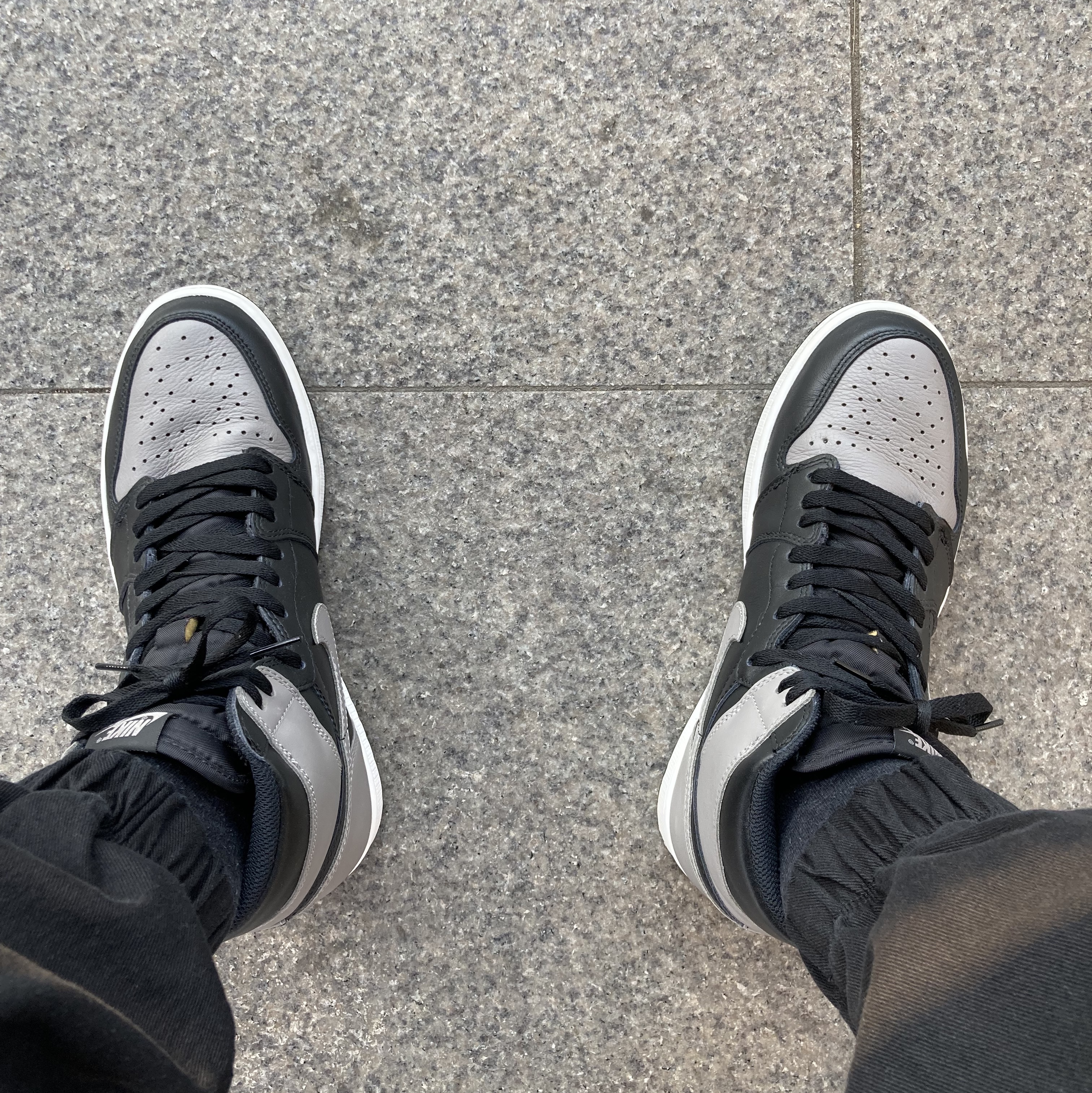 Jordan 1 Retro High OG Shadow 2018 착용 스타일 - 2