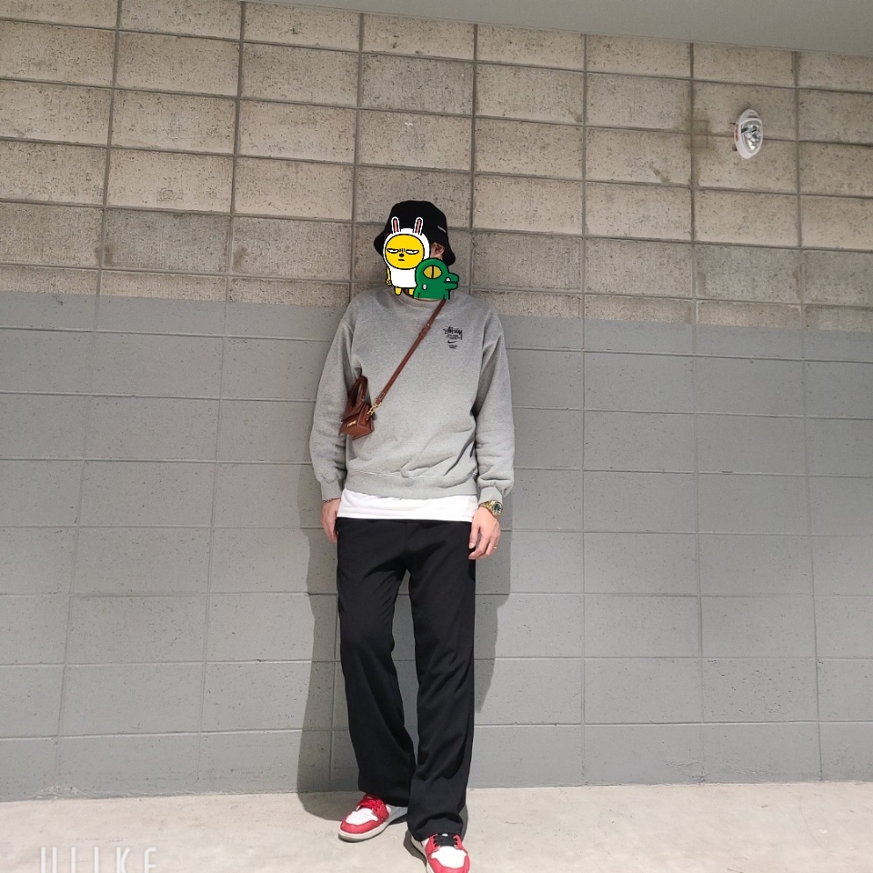 Nike x Stussy NRG ZR Fleece Crewneck Heather Grey - US/EU, Jordan 1 Retro High Spider-Man Origin Story 착용 스타일