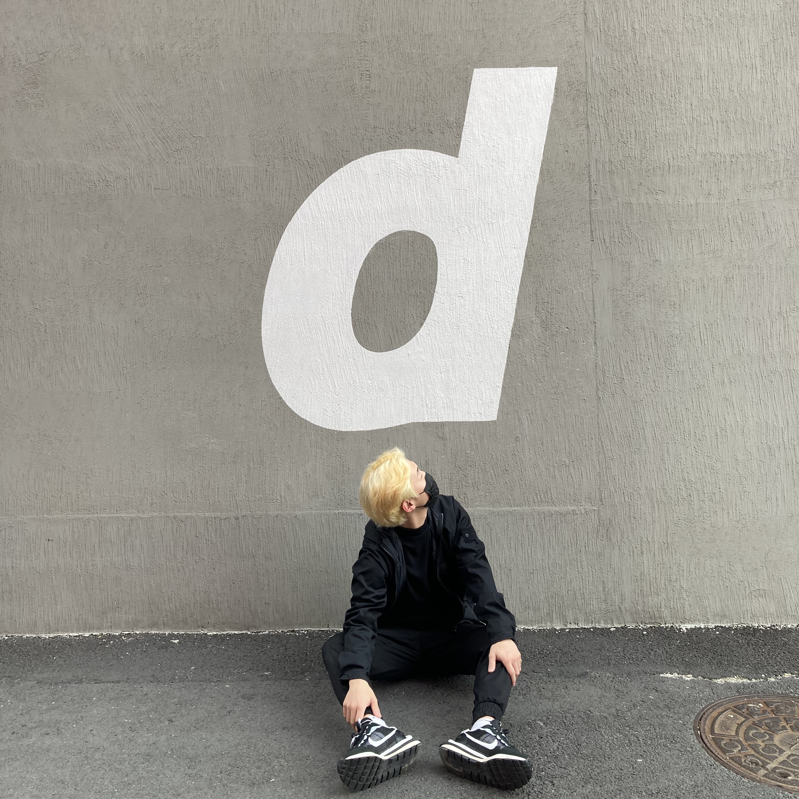 Nike x Sacai VaporWaffle Black White, Stone Island 441F1 Raso Gommato Double Ghost Piece Jacket Black - 21SS 착용 스타일