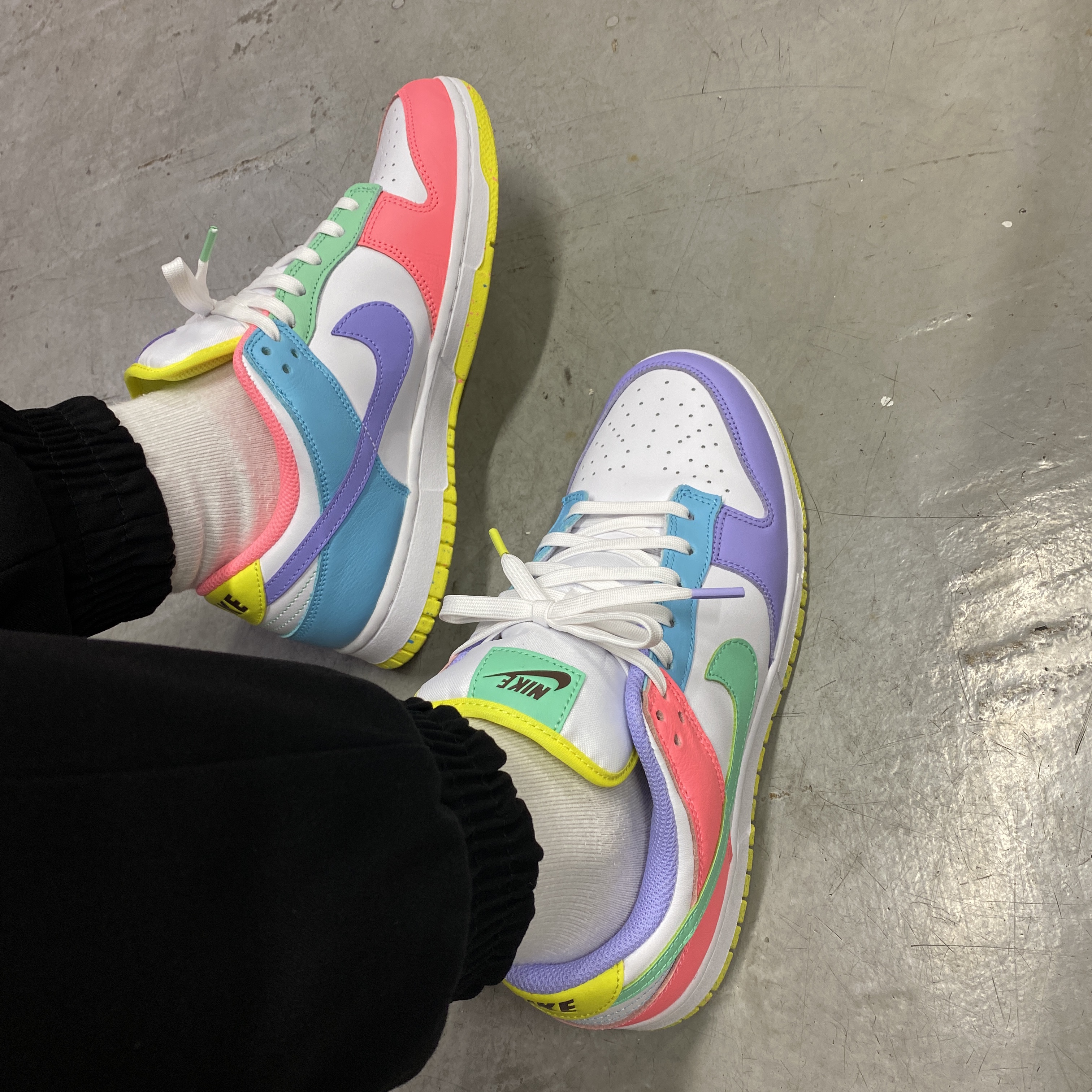 (W) Nike Dunk Low SE Candy 착용 스타일