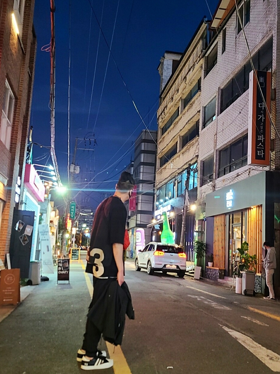 Y-3 Yohji Star Black White 착용 스타일 - 3