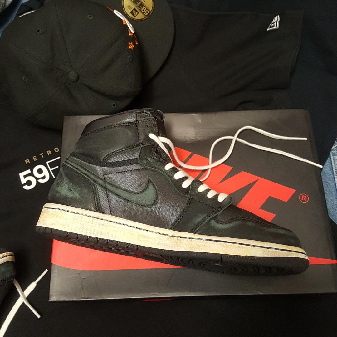 Jordan 1 Retro High OG Black Gym Red Black 착용 스타일 - 1
