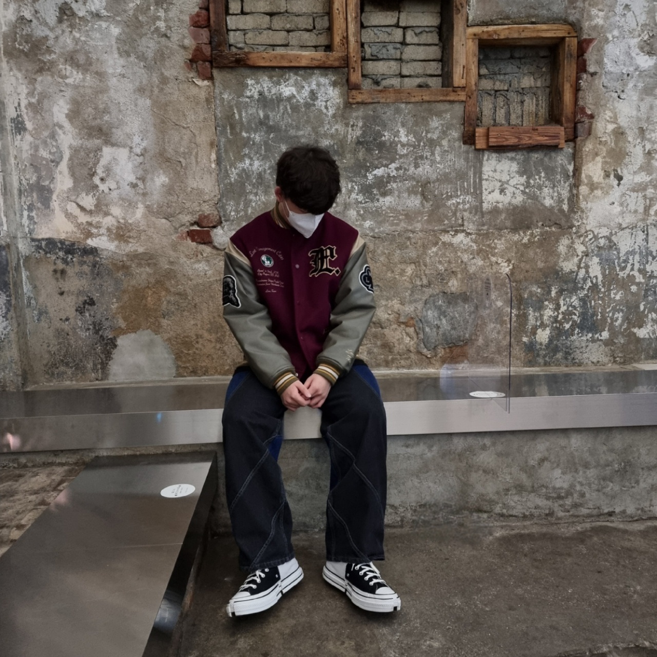 Converse x Feng Chen Wang Chuck 70 2-in-1 Natural Ivory Black, Stussy Modern Leaders T-Shirt Black 착용 스타일