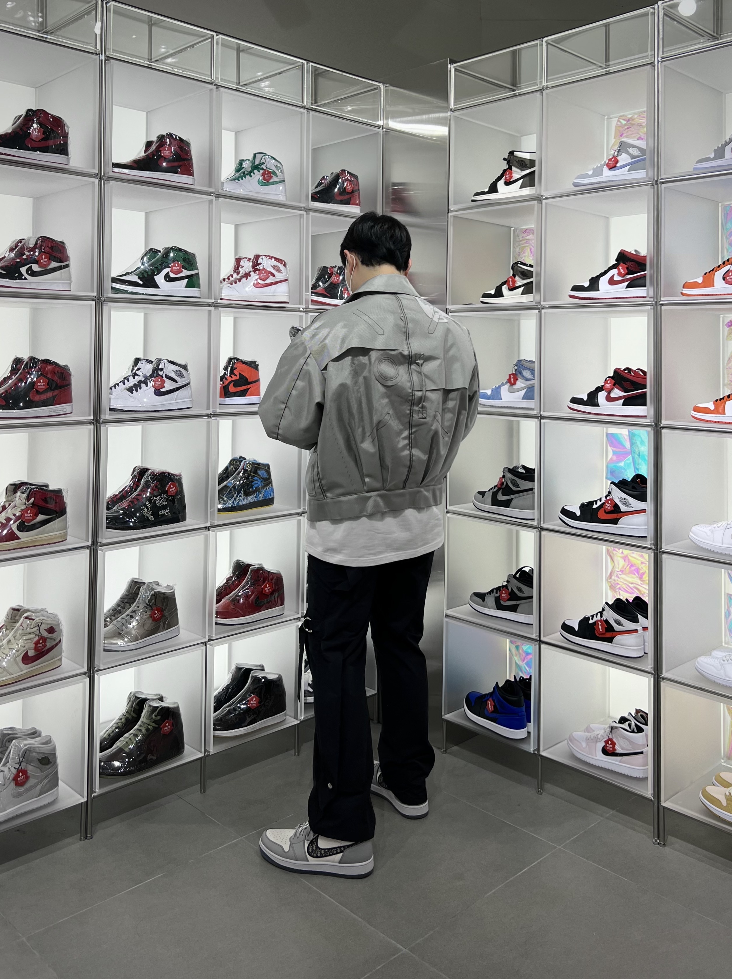 Jordan 1 x Dior High OG 착용 스타일