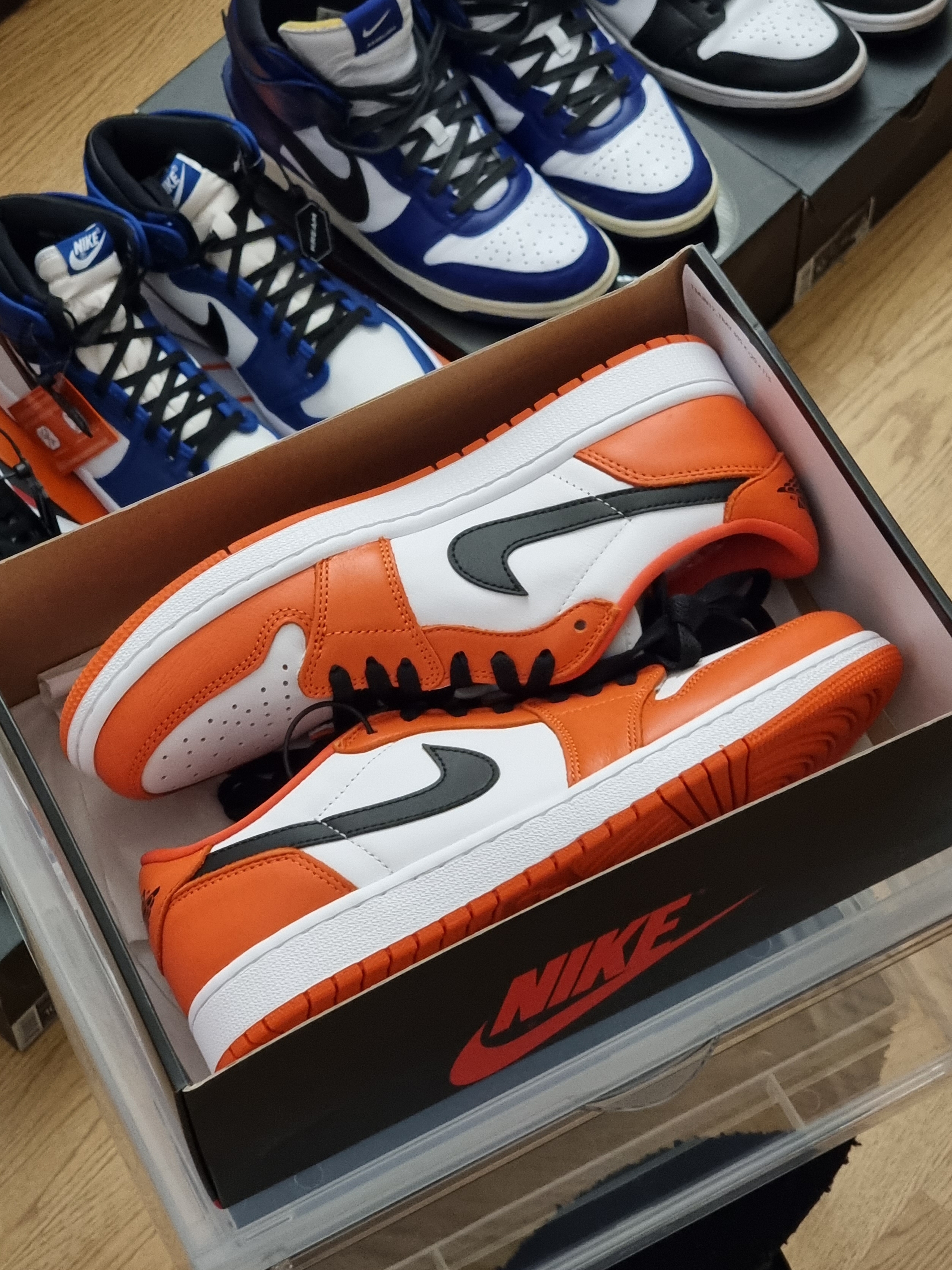Jordan 1 Low OG Starfish, Jordan 1 KO Storm Blue 착용 스타일