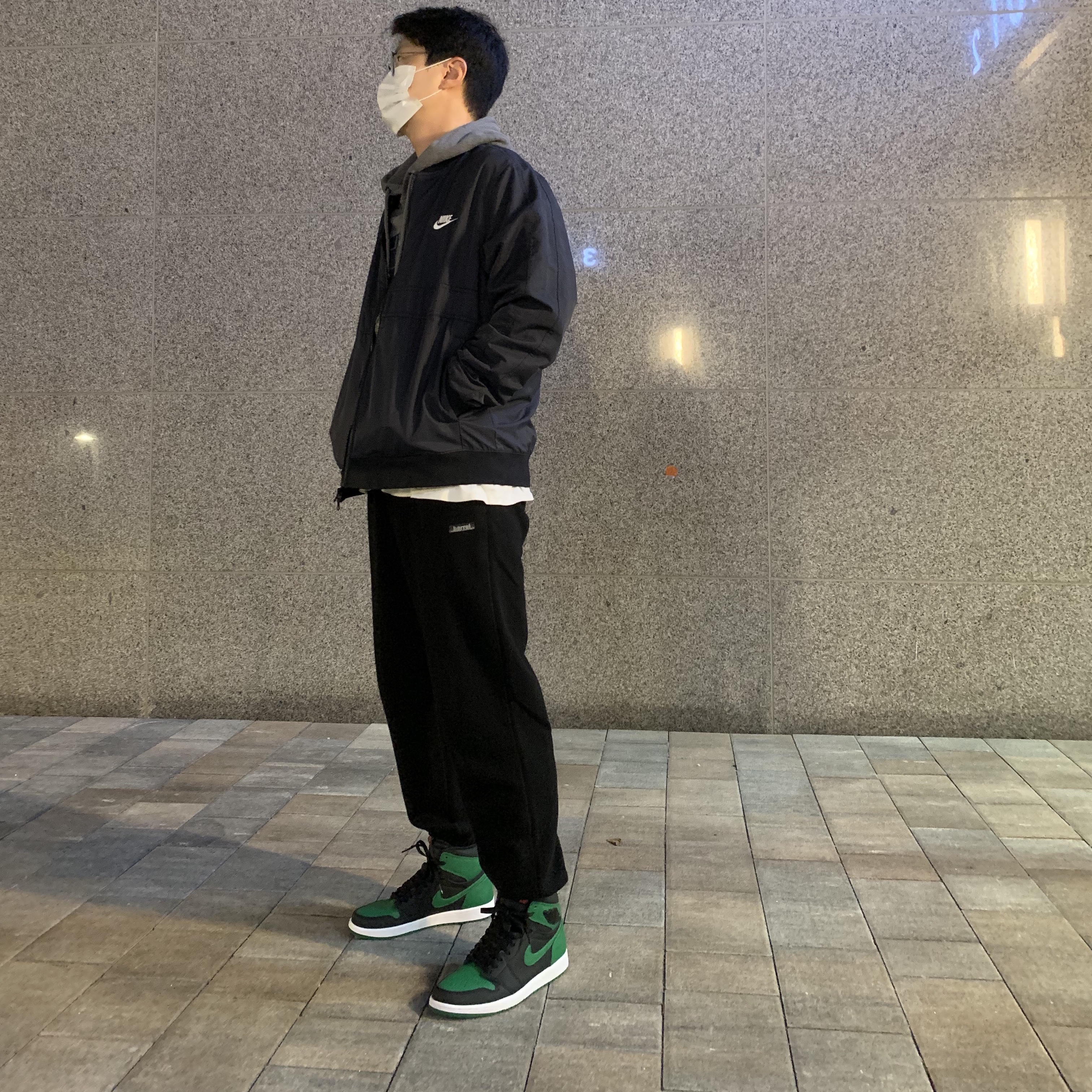 Jordan 1 Retro High OG Pine Green Black 착용 스타일