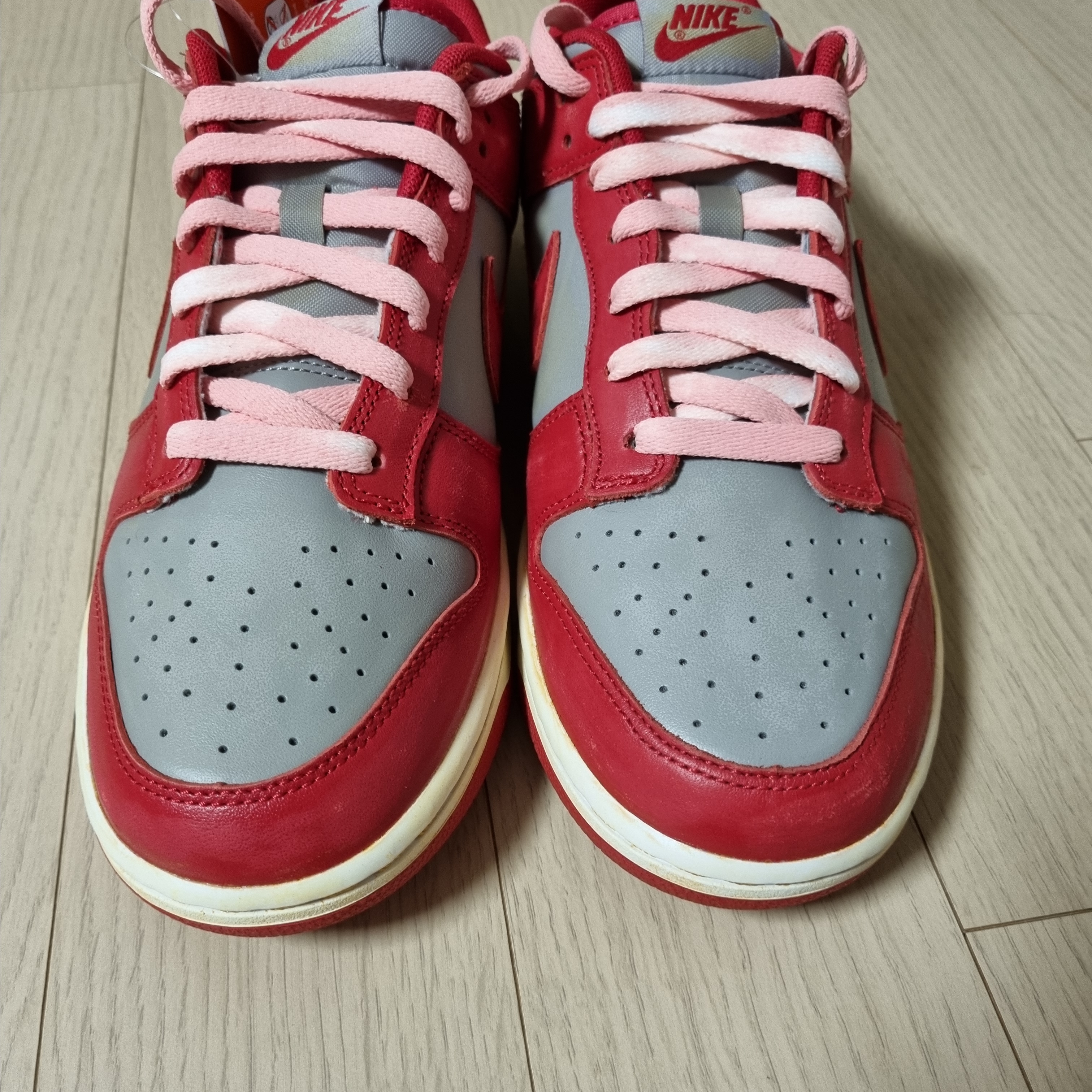Nike Dunk Low Retro Medium Grey 착용 스타일 - 2