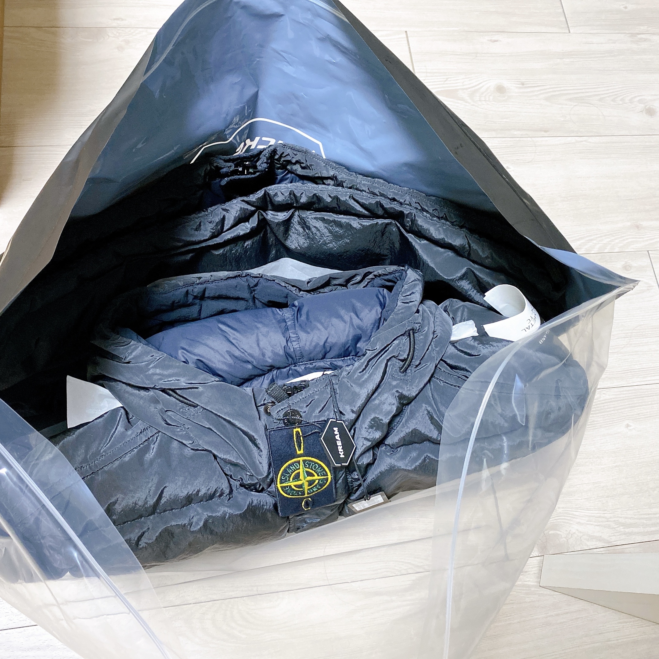 Stone Island 44508 Nylon Metal Down-TC Jacket Dark Grey - 21FW 착용 스타일 - 1