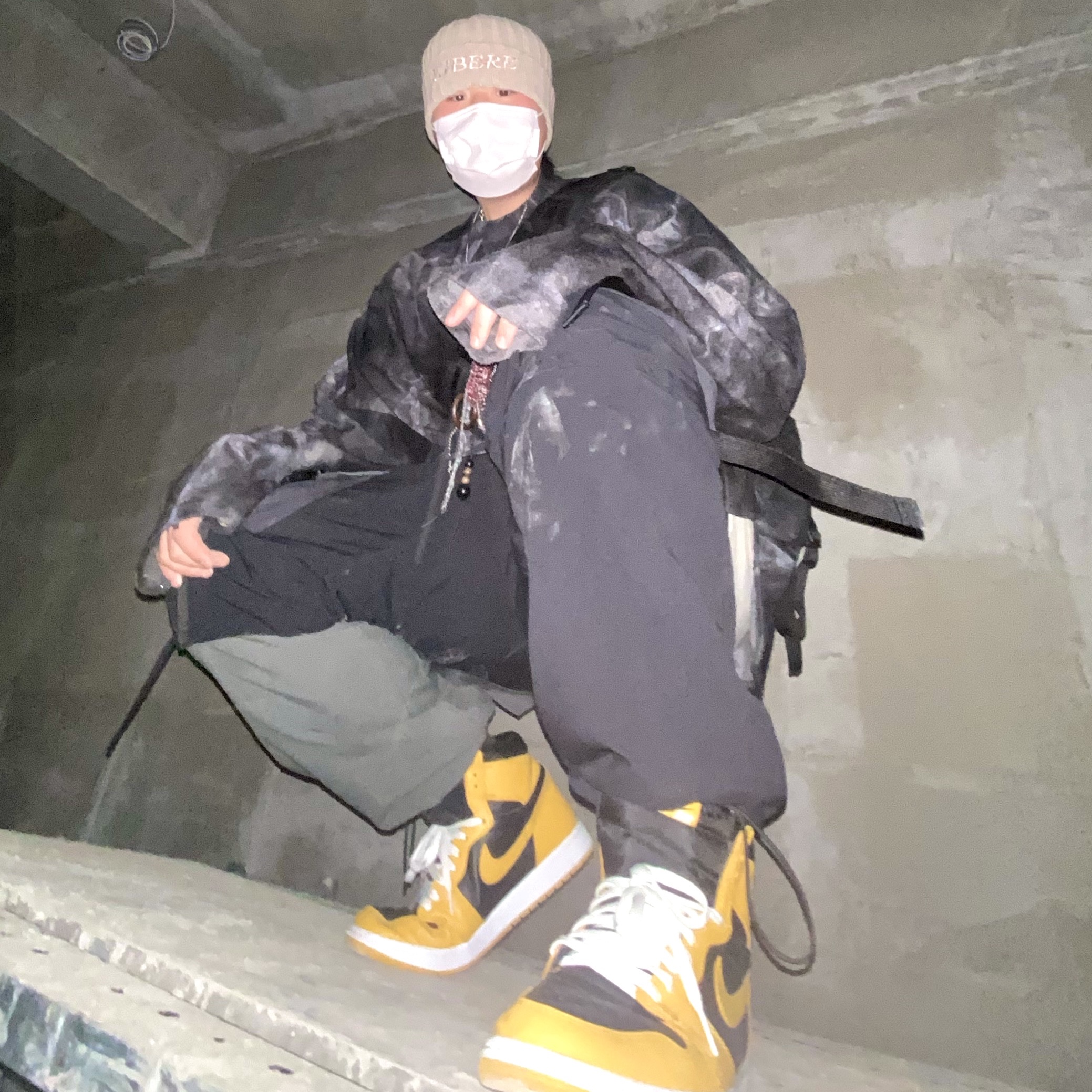 Jordan 1 Retro High OG Pollen 착용 스타일 - 3