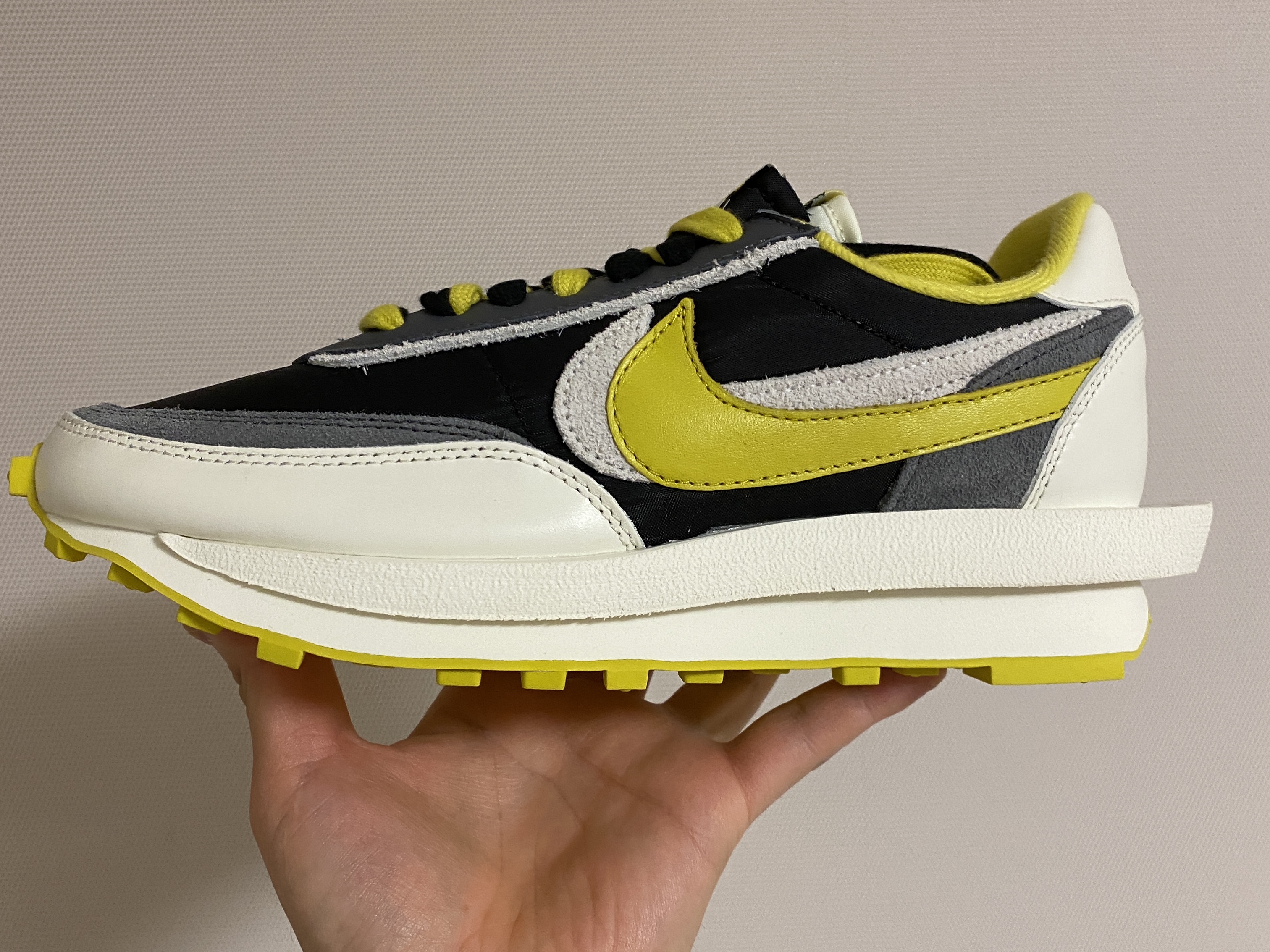 Nike x Sacai x Undercover LDWaffle Black Bright Citron 착용 스타일 - 1