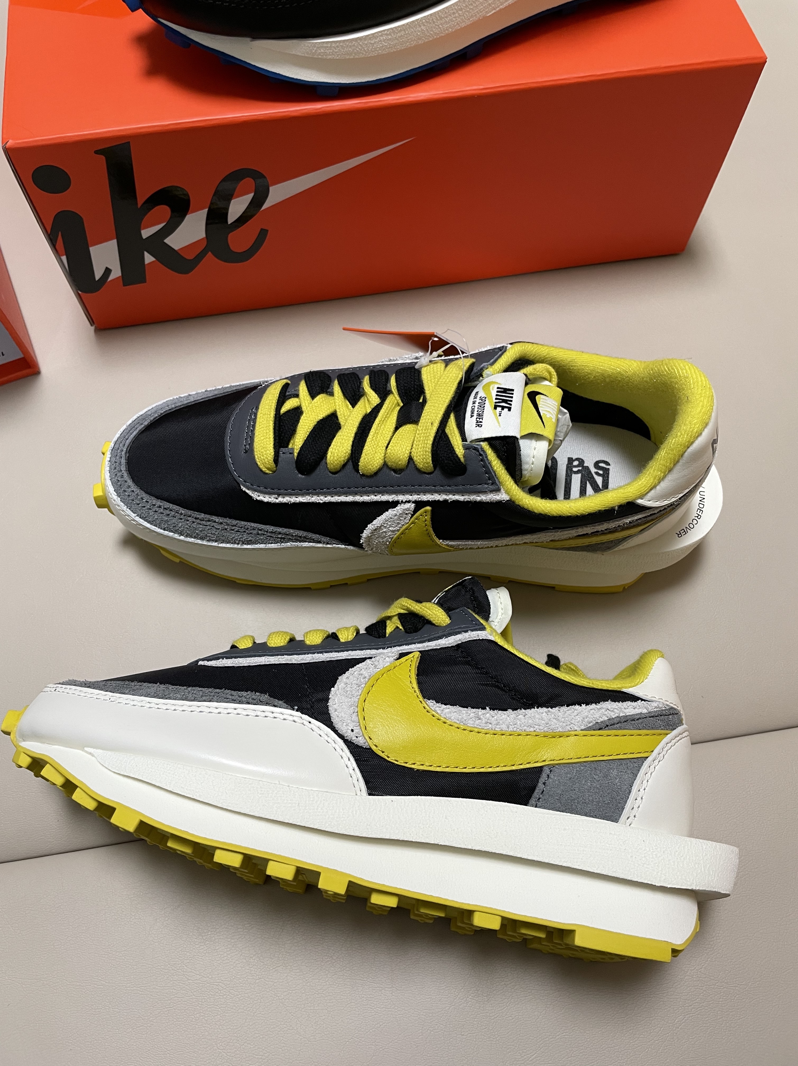 Nike x Sacai x Undercover LDWaffle Black Bright Citron, Nike x Sacai x Undercover LDWaffle Night Maroon Team Royal 착용 스타일 - 2