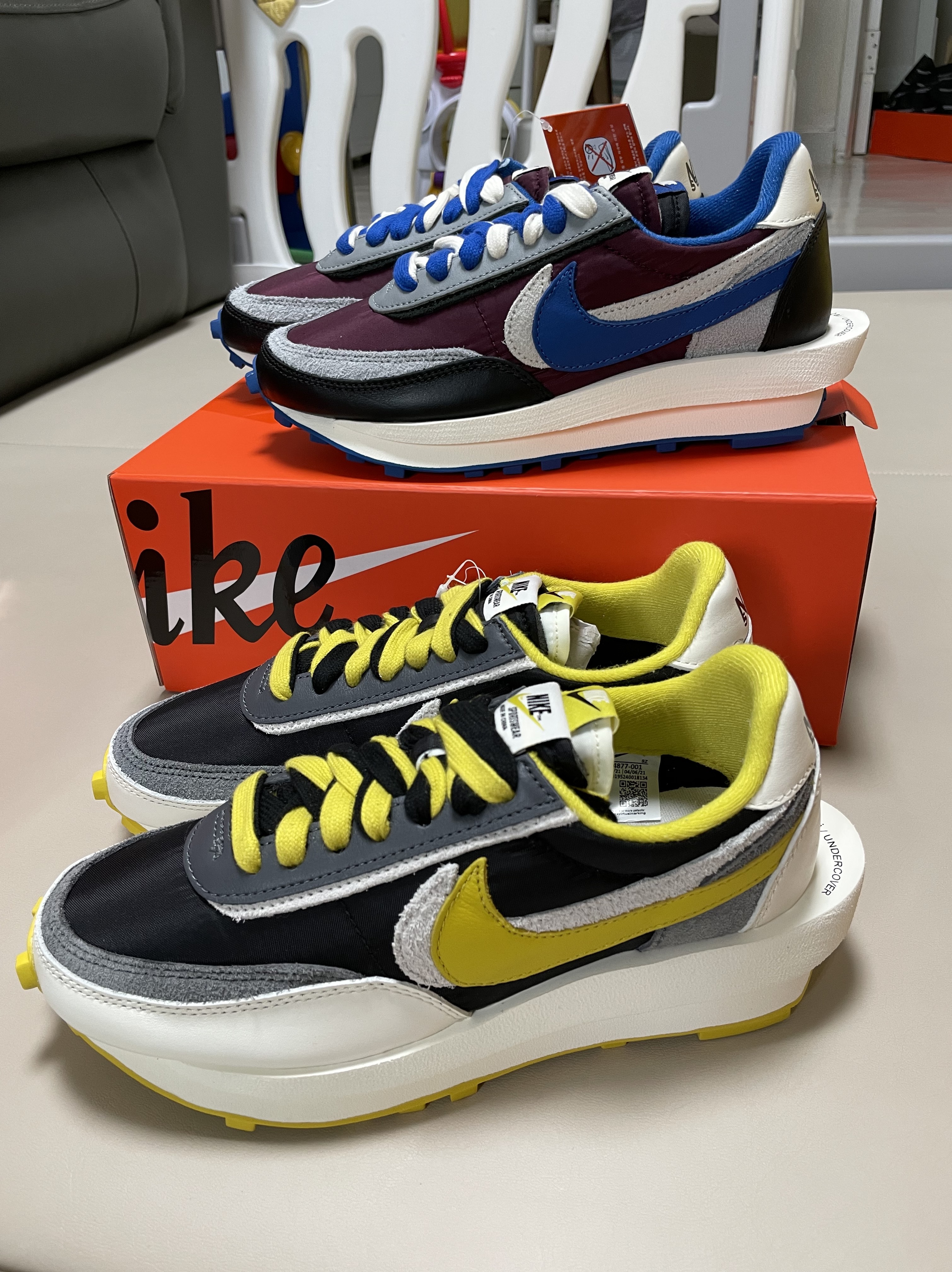 Nike x Sacai x Undercover LDWaffle Black Bright Citron, Nike x Sacai x Undercover LDWaffle Night Maroon Team Royal 착용 스타일 - 1