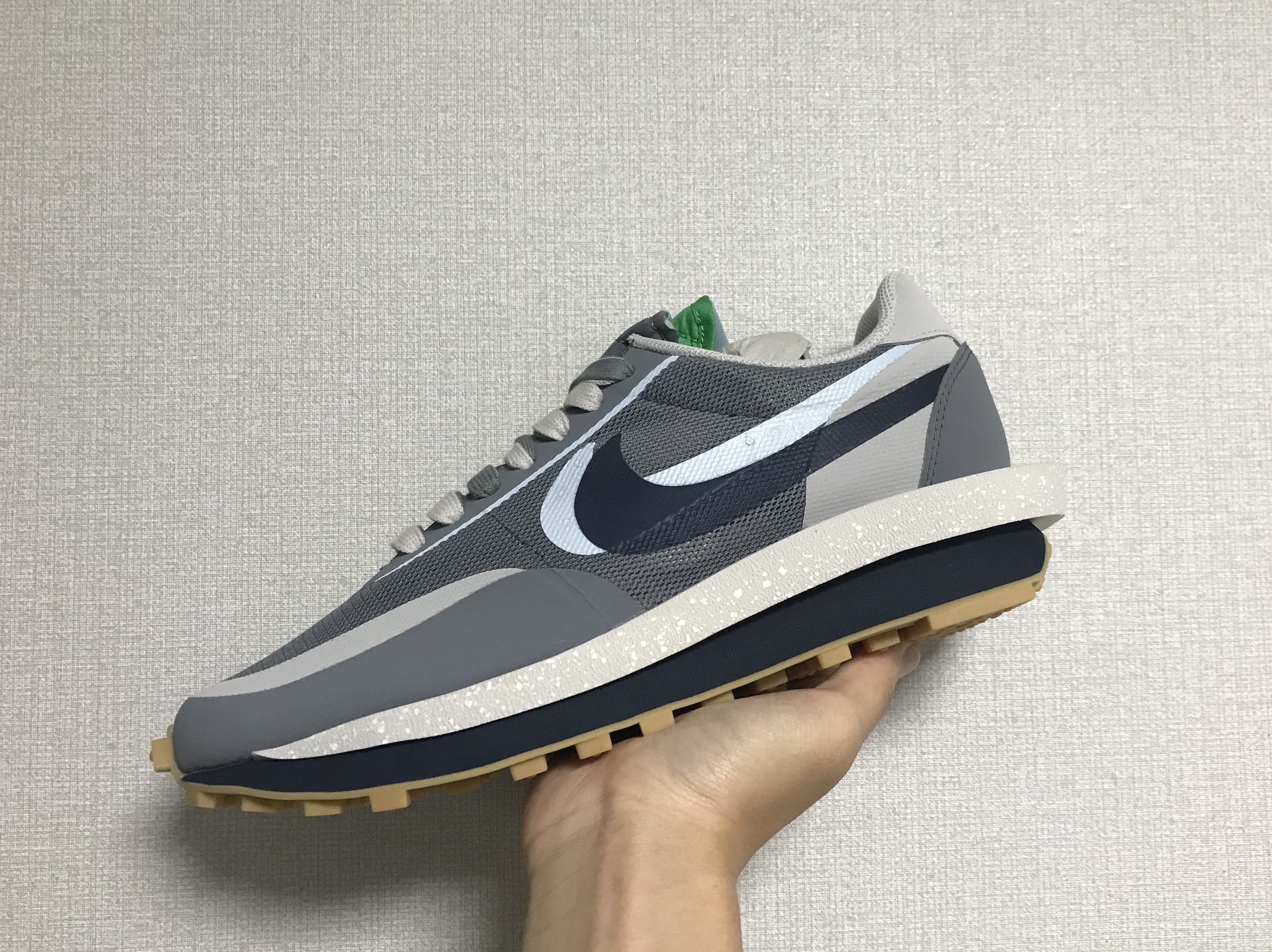 Nike x Sacai x Clot LDWaffle Cool Grey 착용 스타일