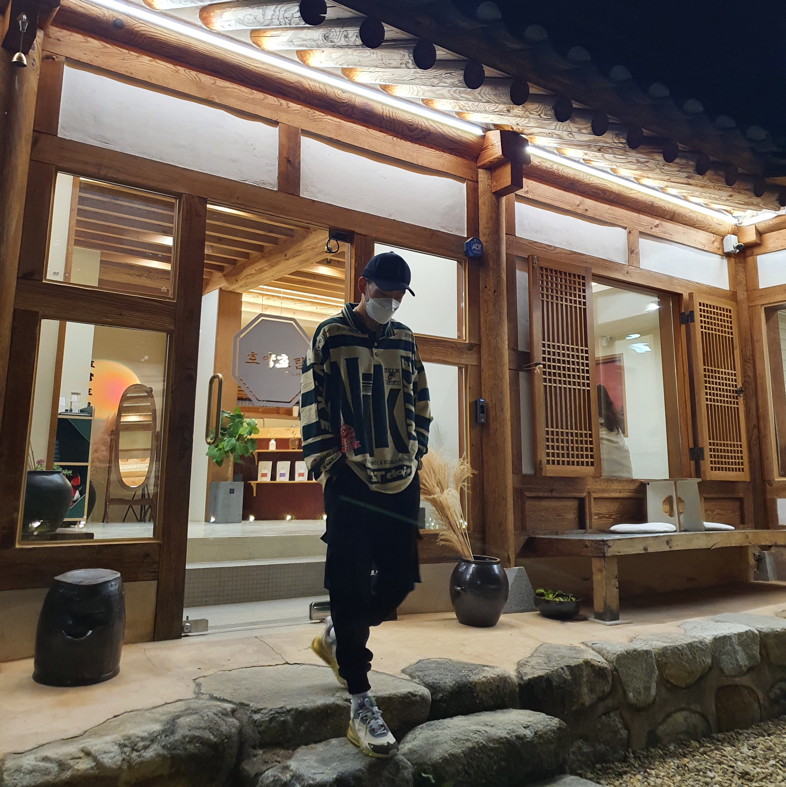 Nike x Travis Scott Air Max 270 React Cactus Trails, Nike x Cactus Plant Flea Market Long Sleeve Polo Natural - US/EU 착용 스타일