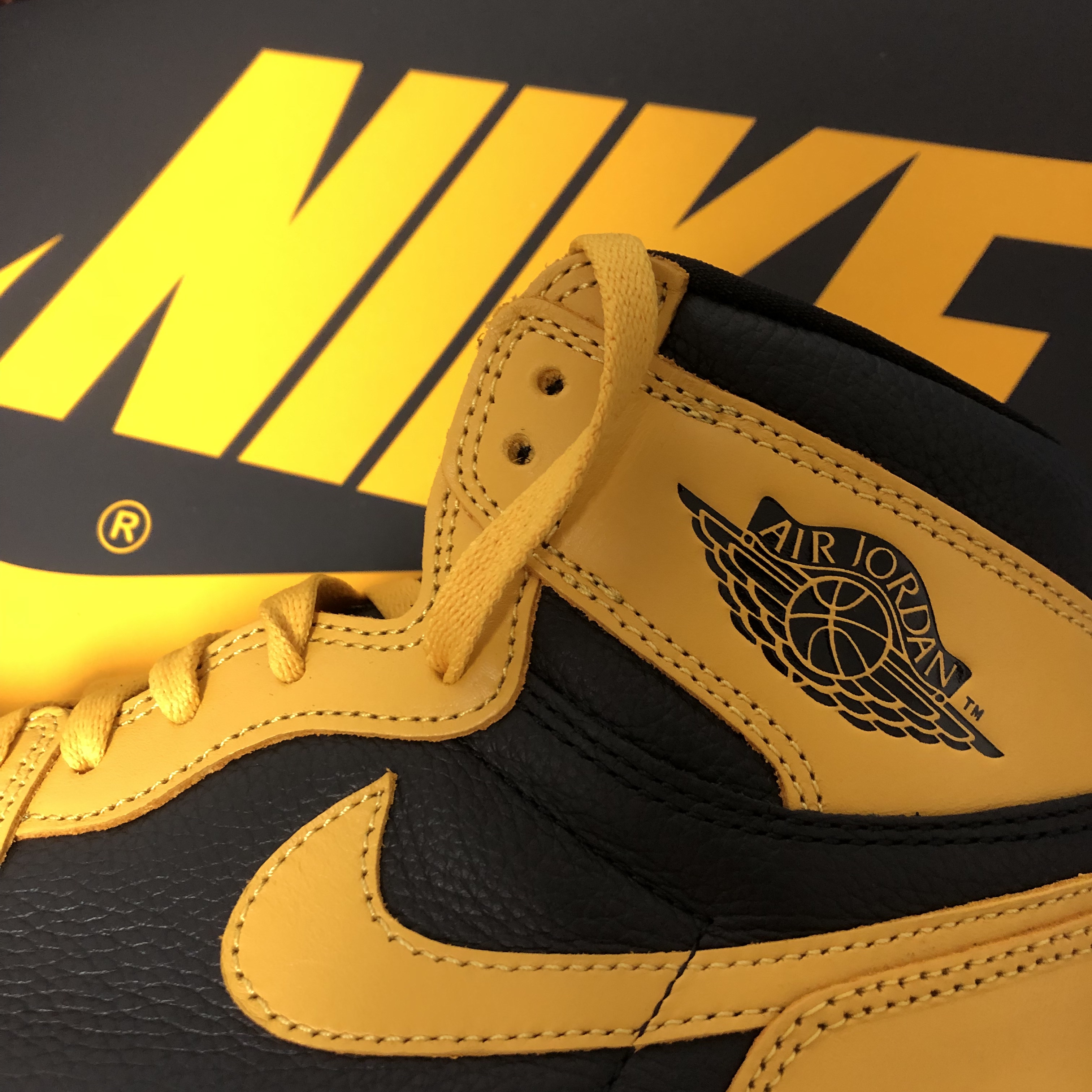 Jordan 1 Retro High OG Pollen, (GS) Jordan 1 Retro High OG Pollen 착용 스타일 - 2