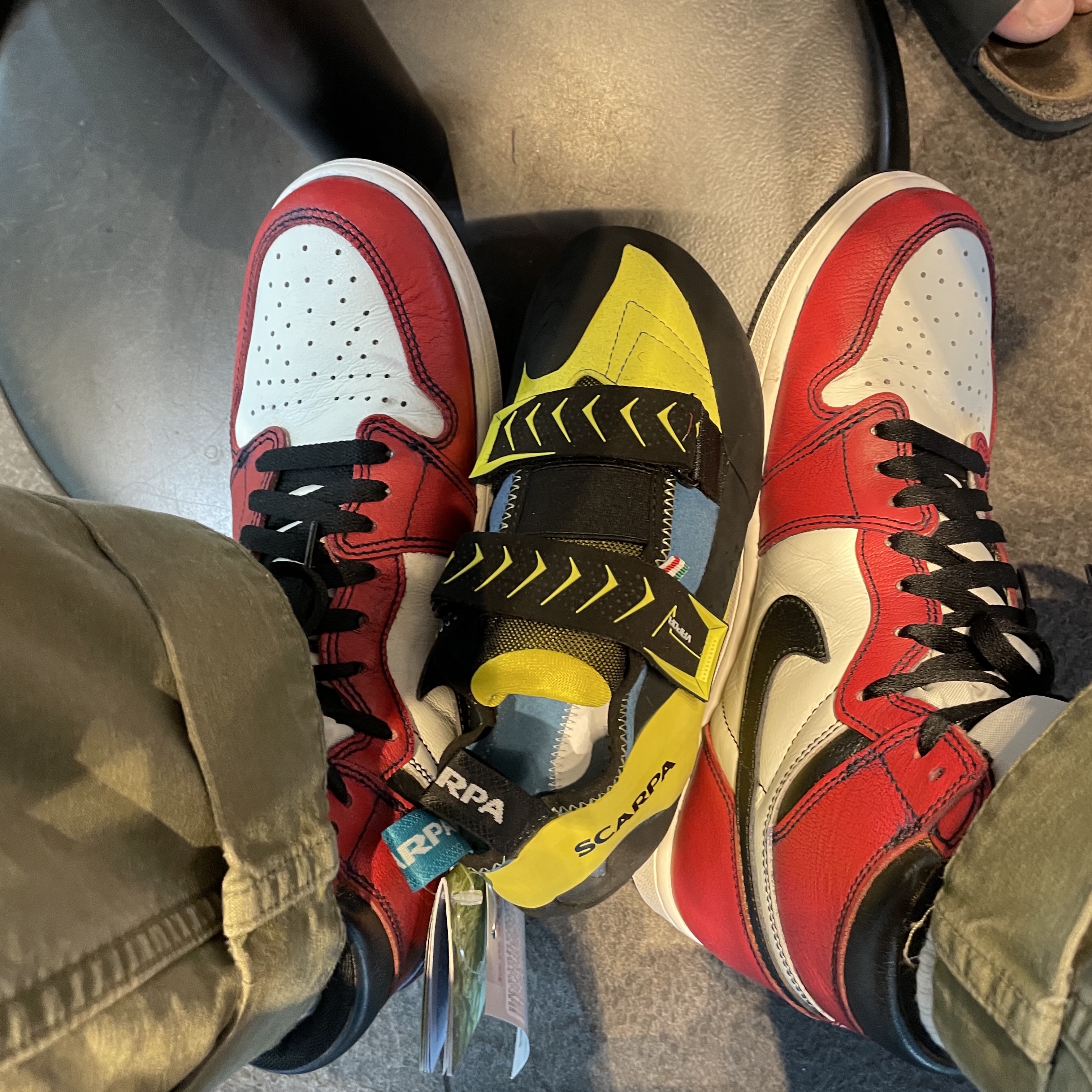 Jordan 1 Retro High OG Defiant SB LA to Chicago 착용 스타일